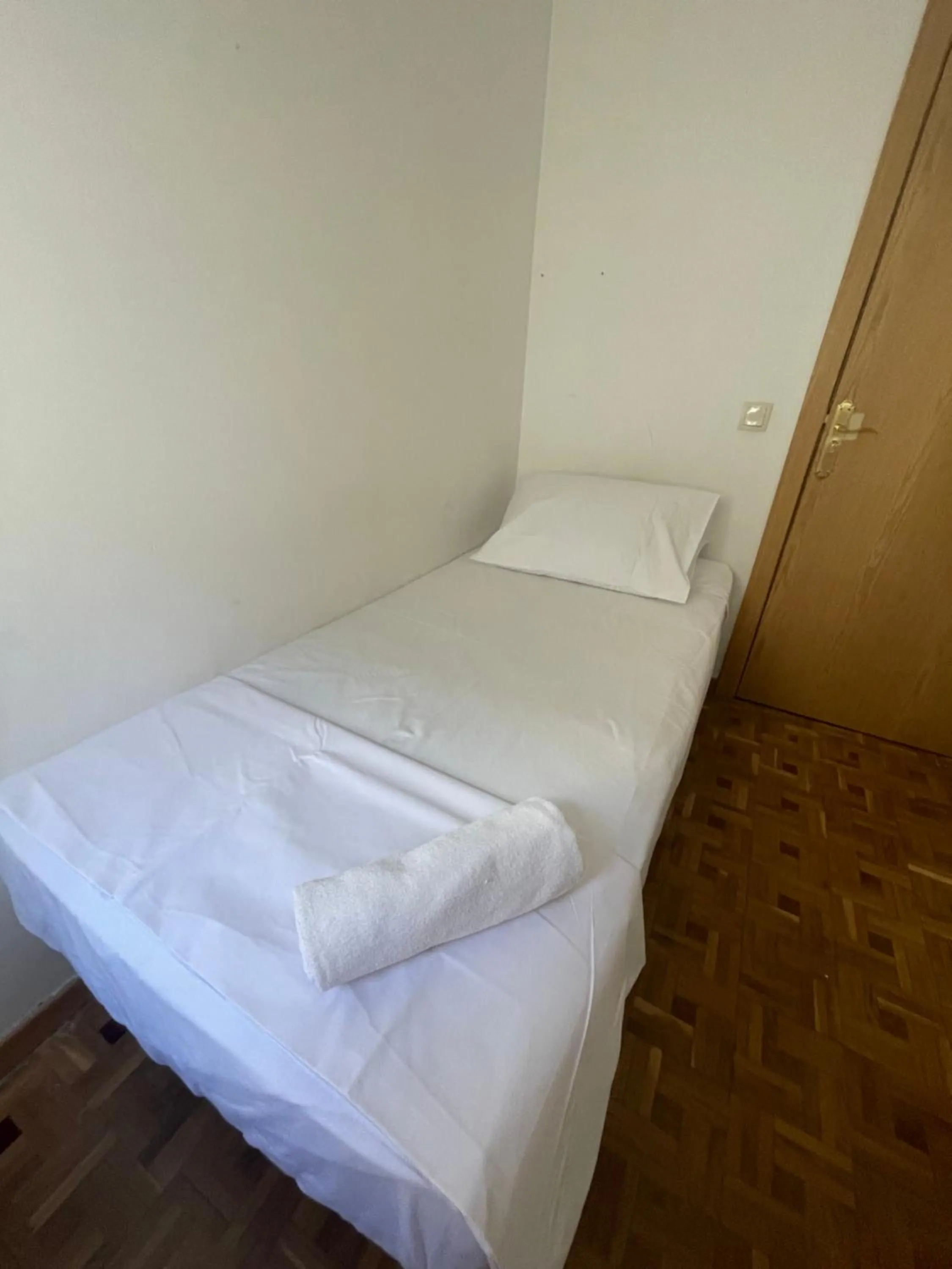 Bed in Hermosilla rooms
