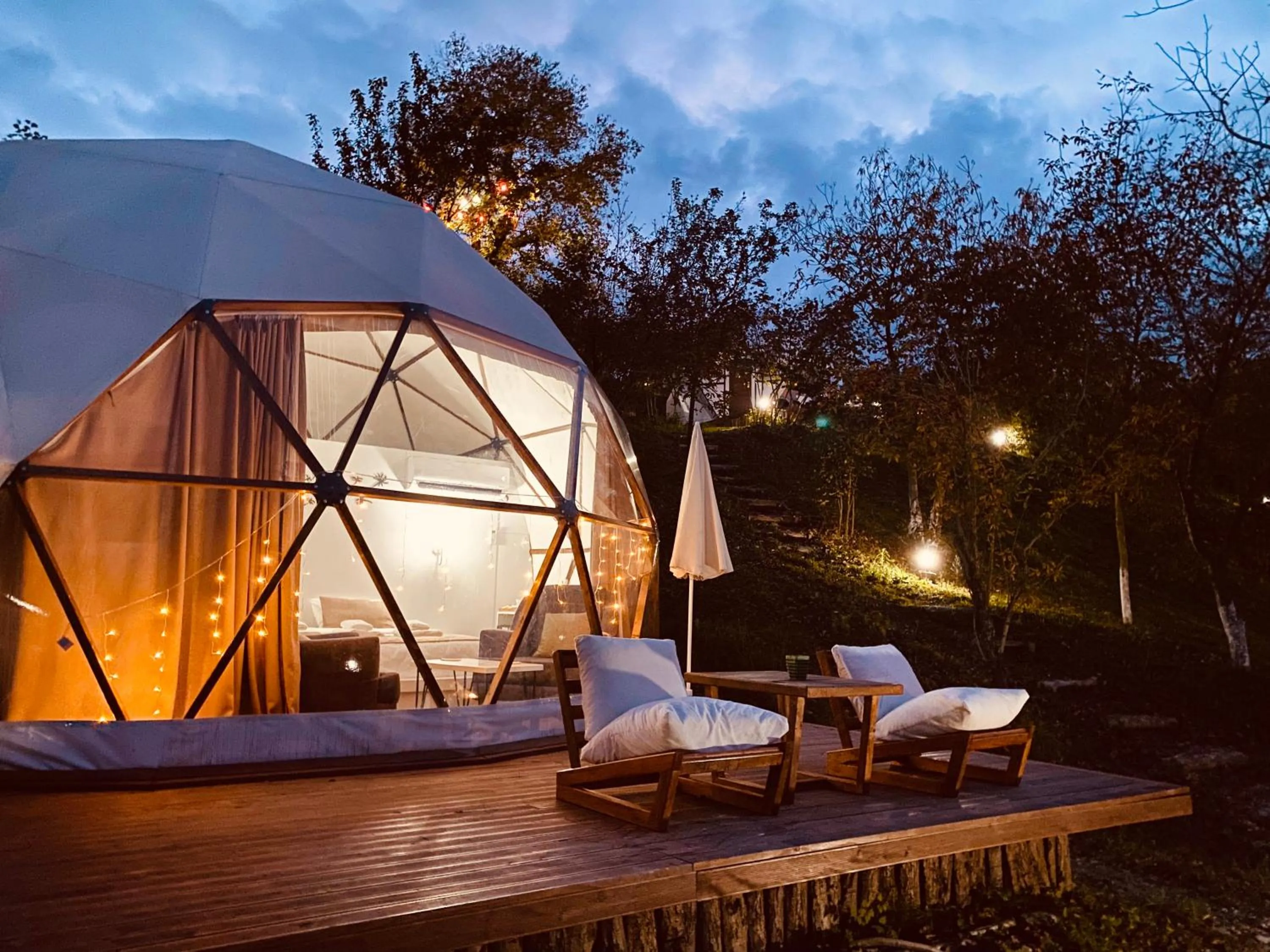 Phalesia Glamping Otel