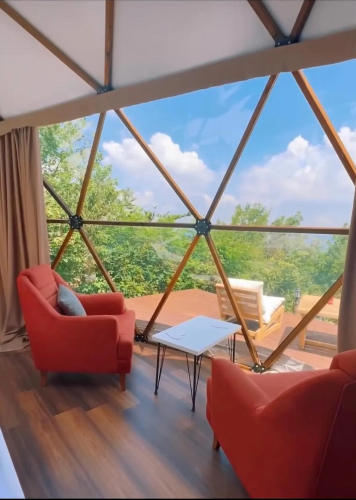 Phalesia Glamping Otel