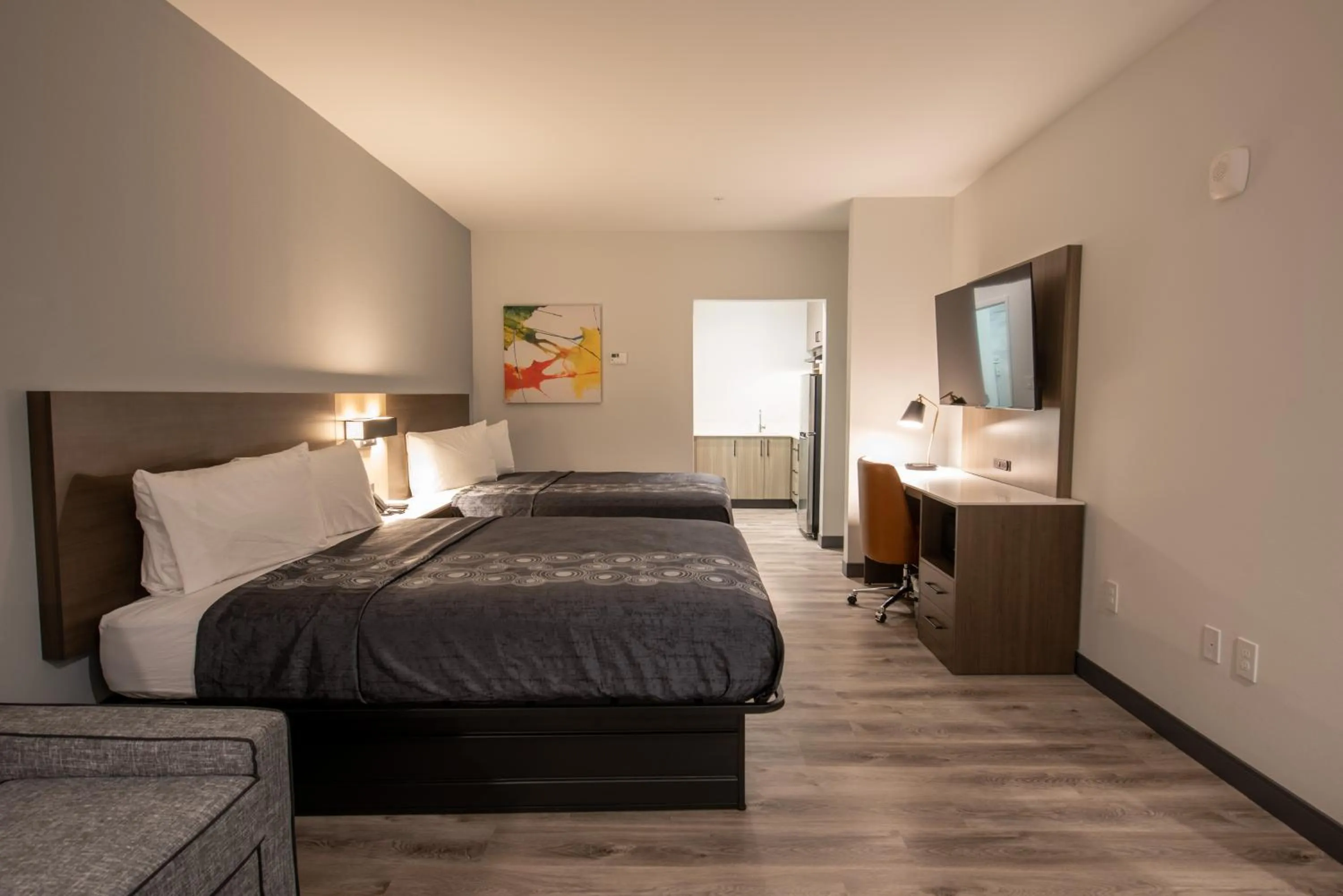 Bed in Express Inn & Suites