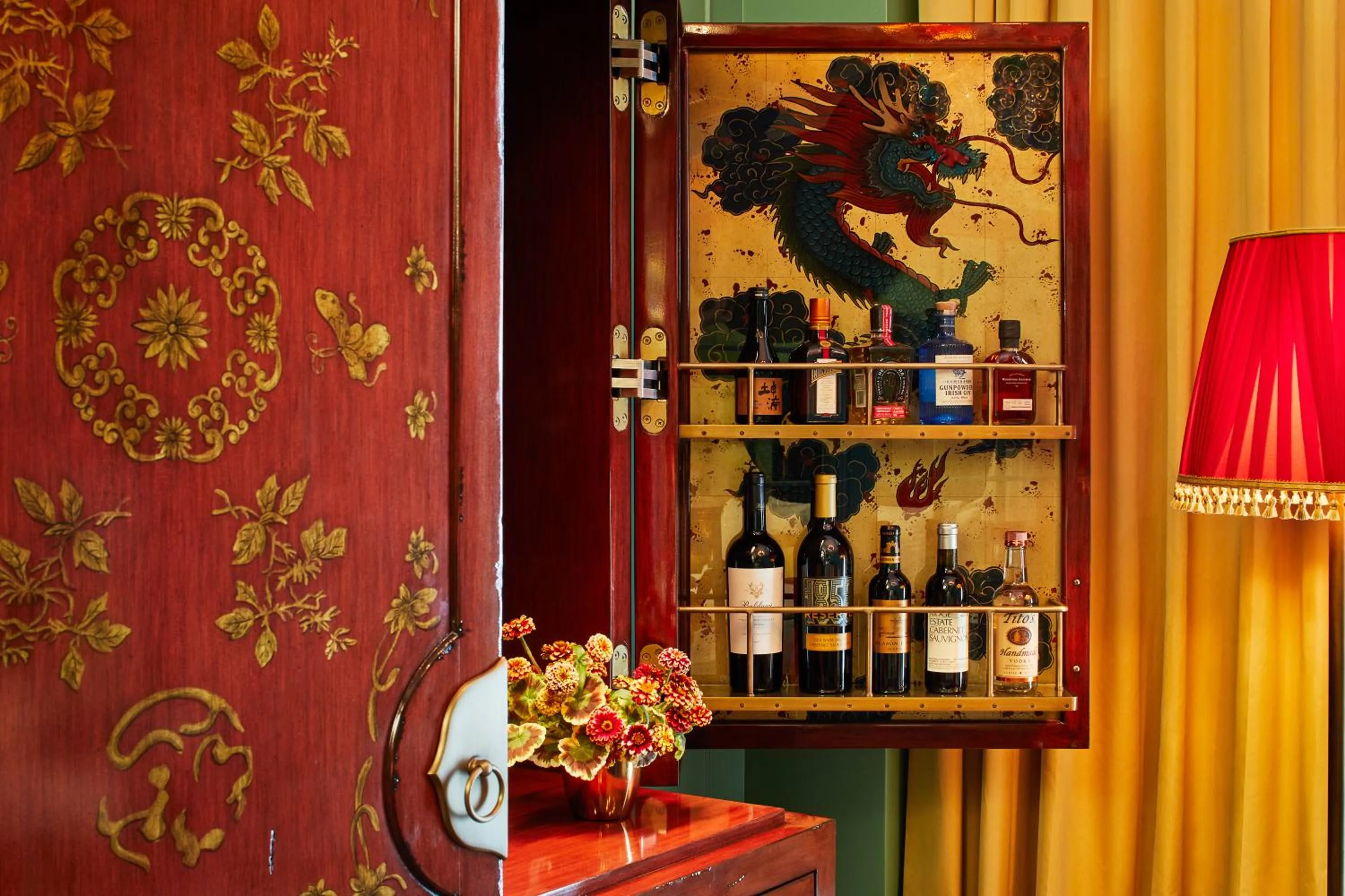 Decorative detail in The Fifth Avenue Hotel