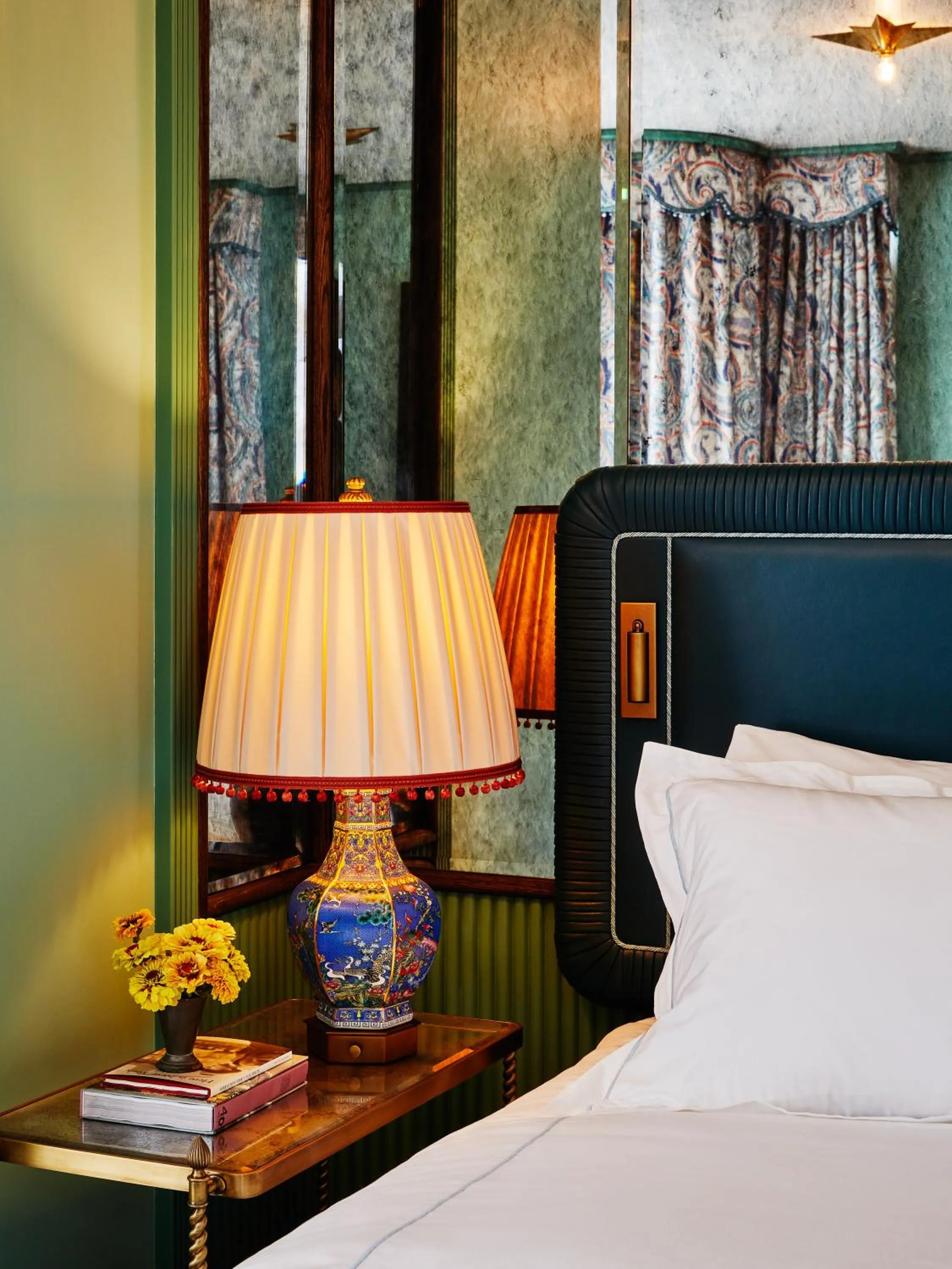 Bedroom, Bed in The Fifth Avenue Hotel