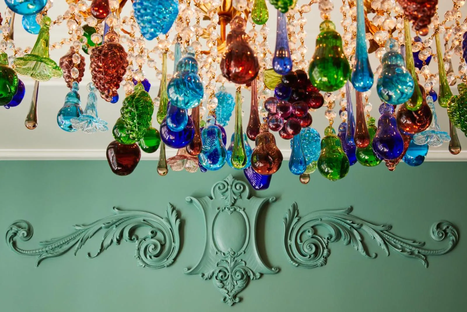 Decorative detail in The Fifth Avenue Hotel