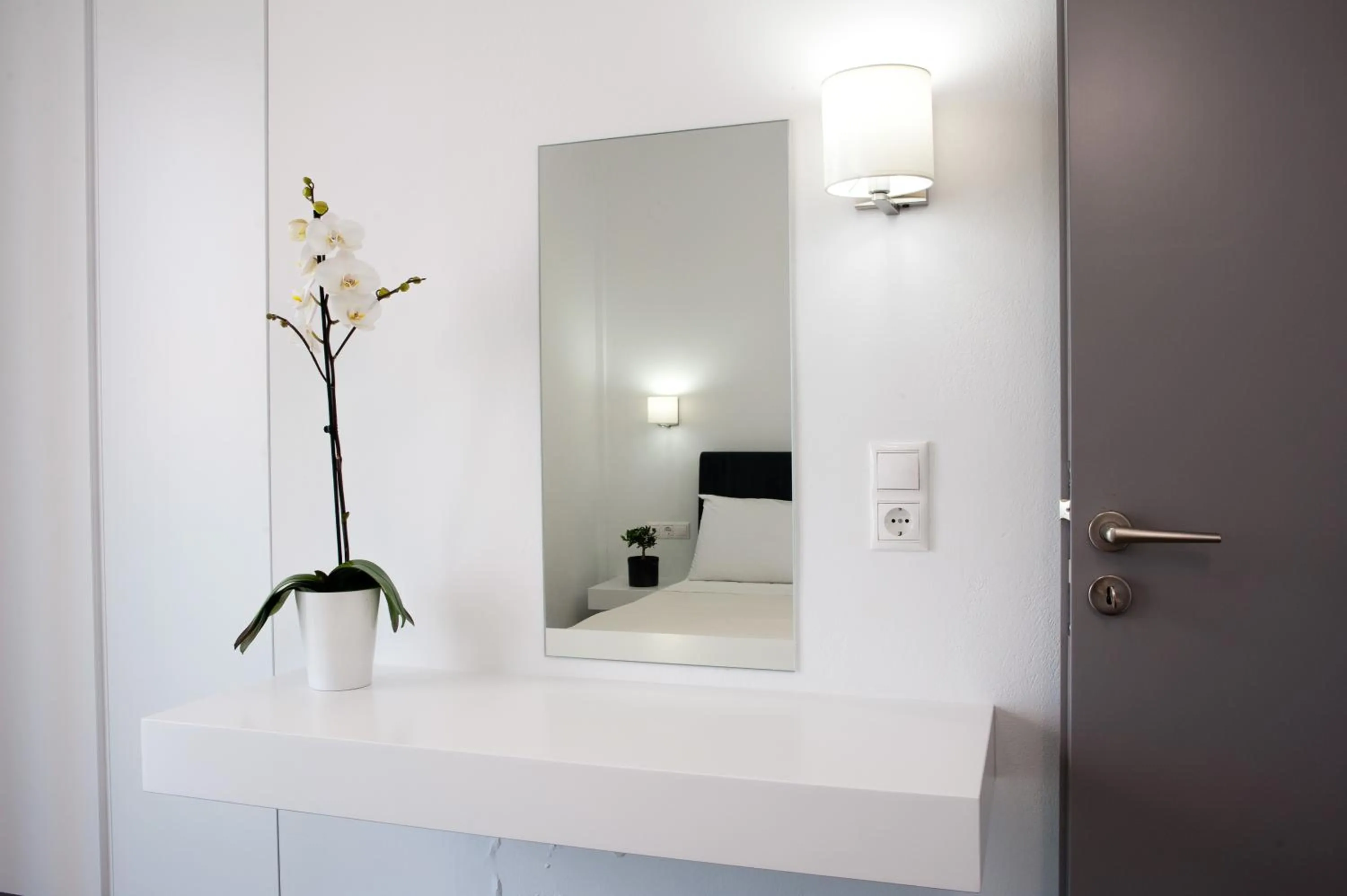 Decorative detail in Aestas Apartments