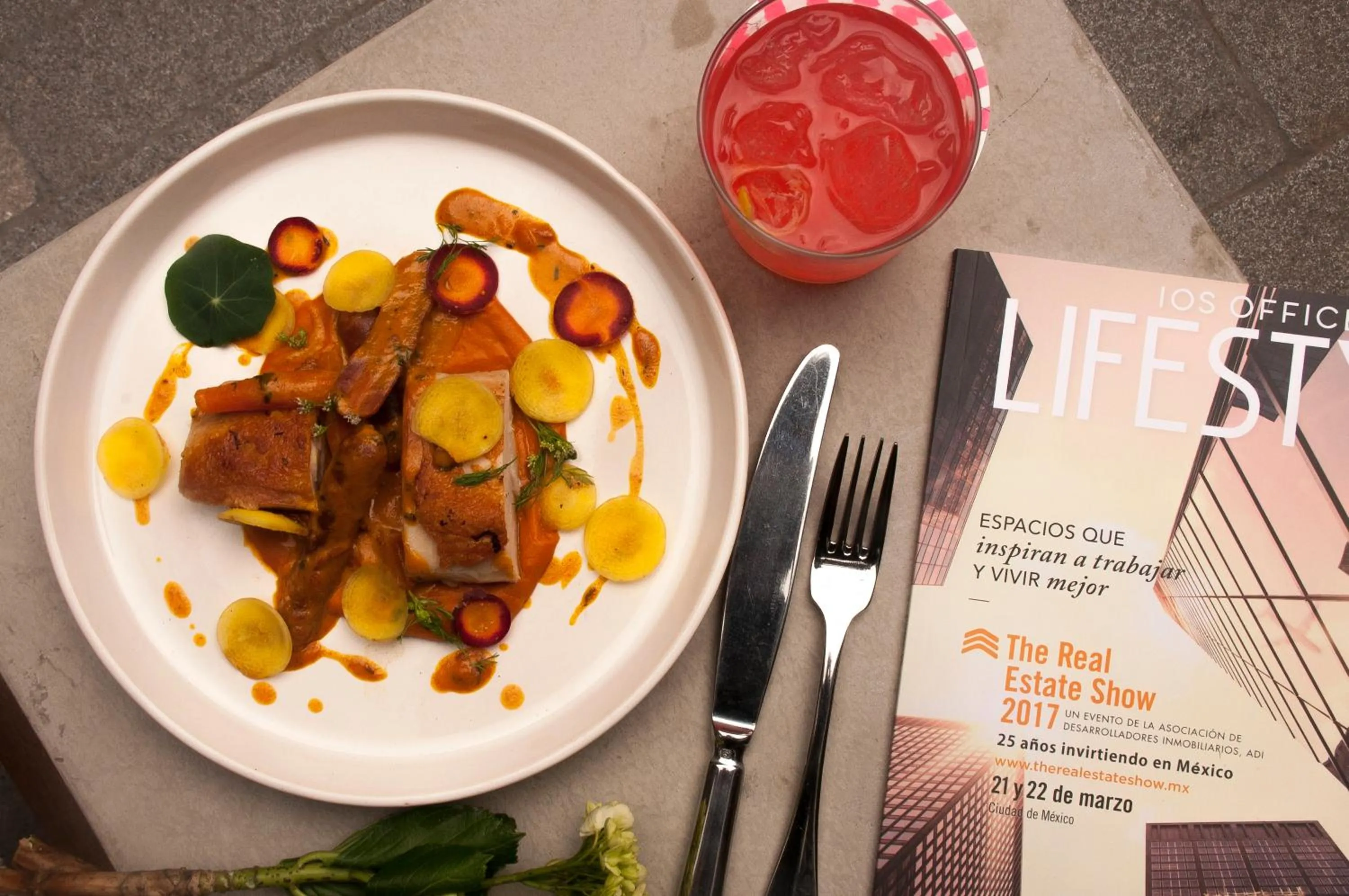 Food and drinks in Hotel Carlota