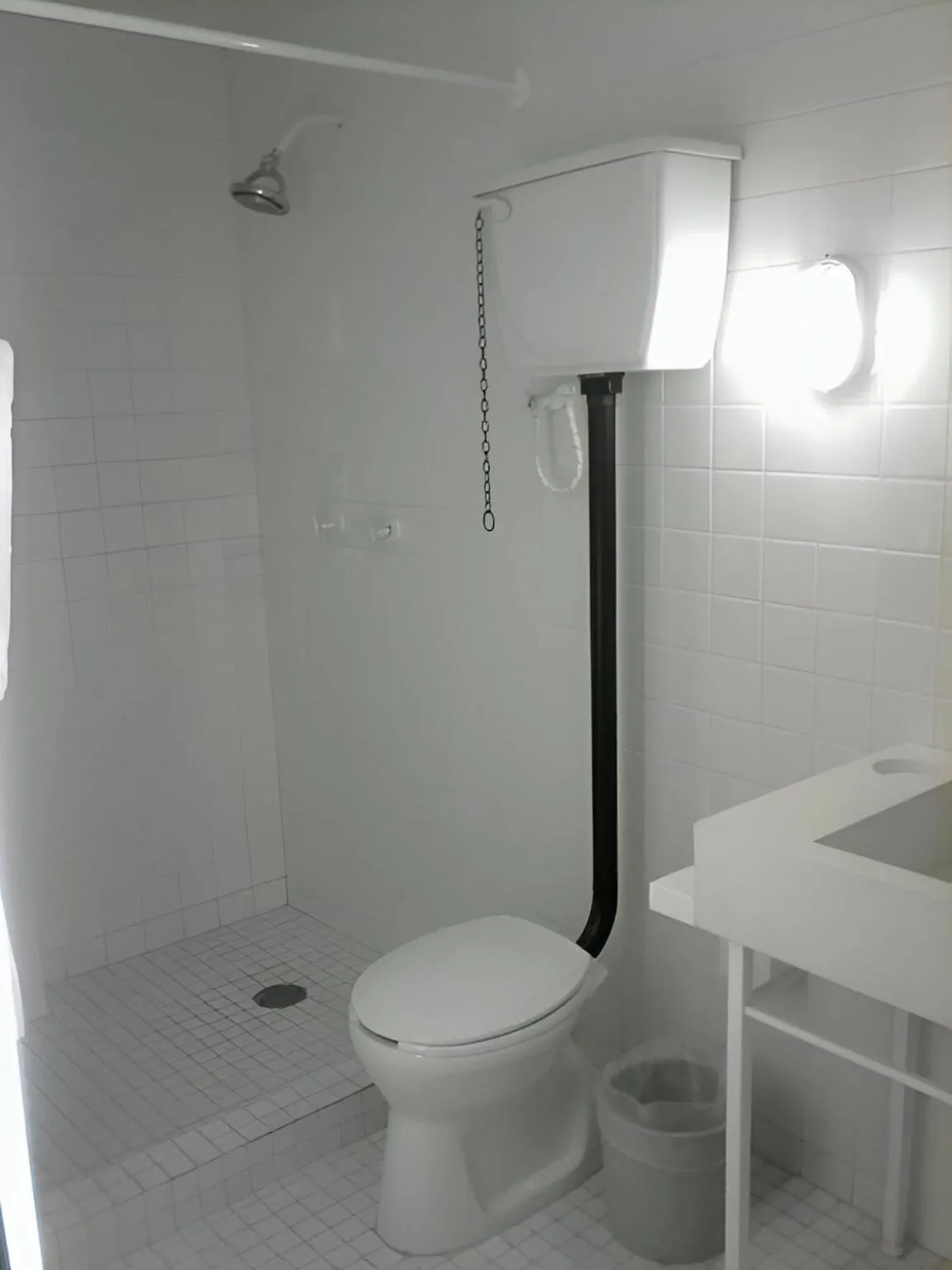 Shower in Hotel Carlota