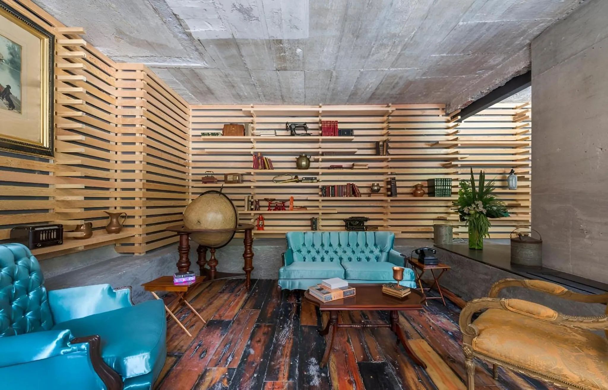 Seating area in Hotel Carlota