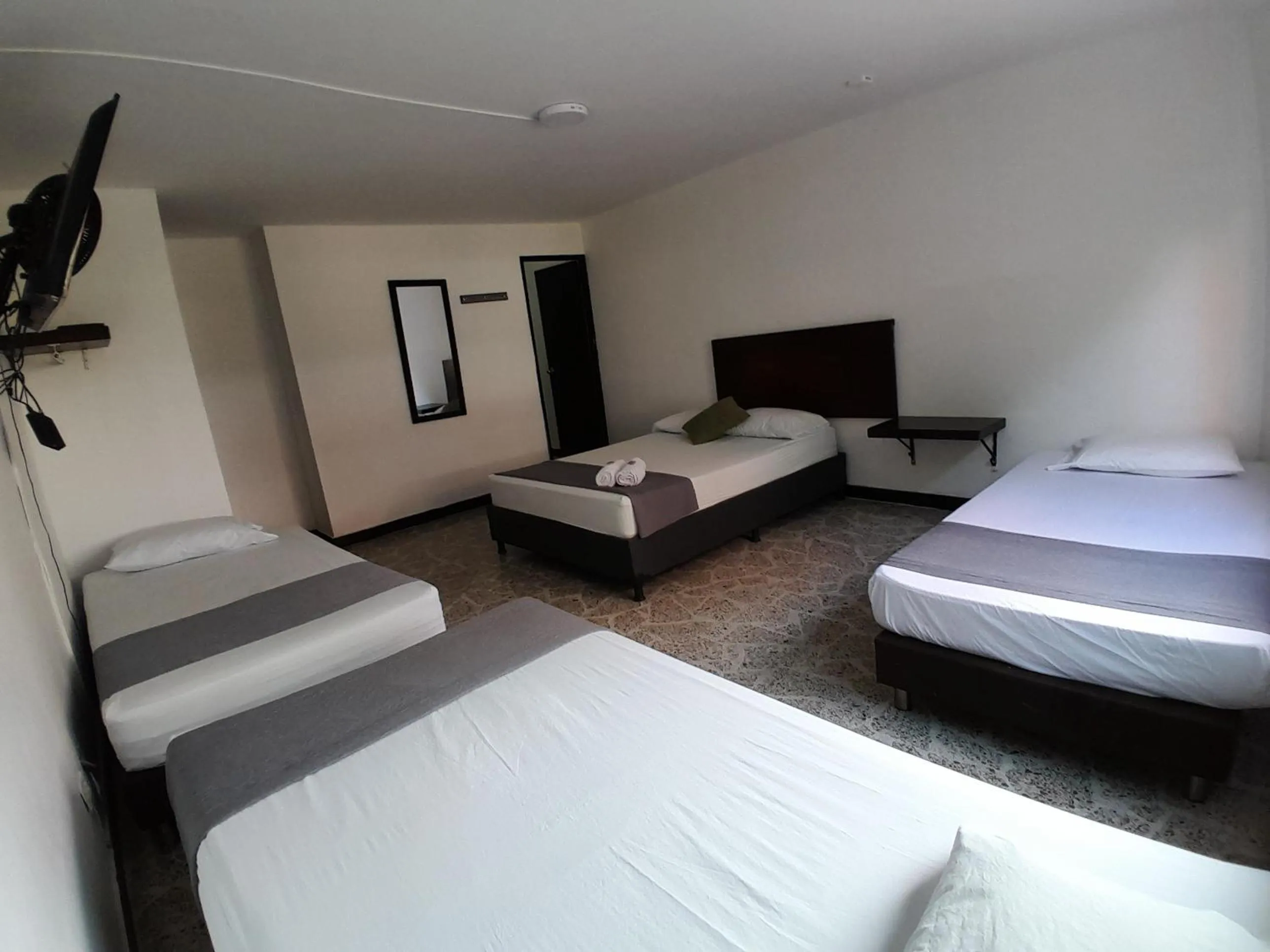 Photo of the whole room, Bed in Hotel Palermo Real