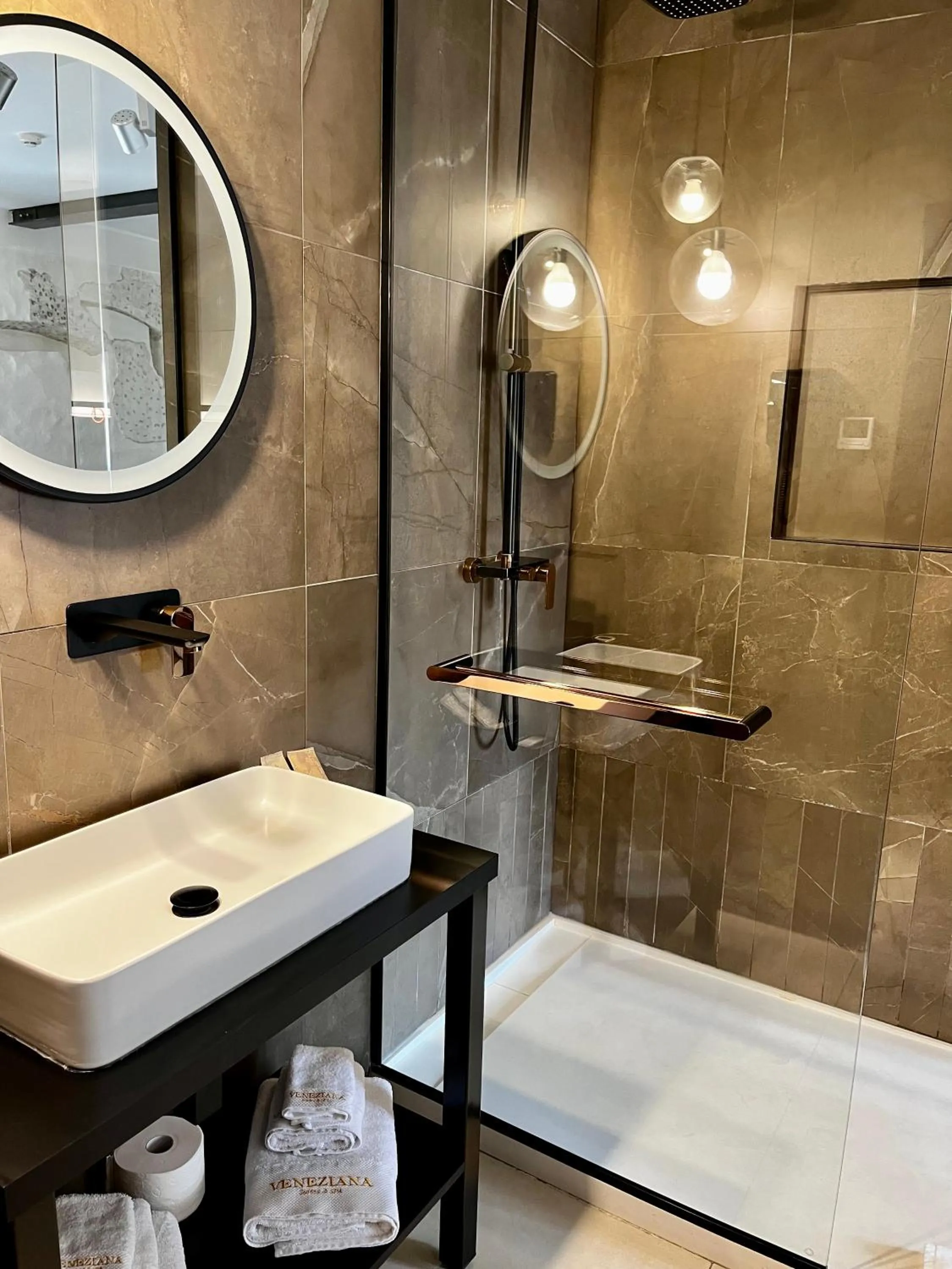 Bathroom in VENEZIANA Boutique Hotel Superior