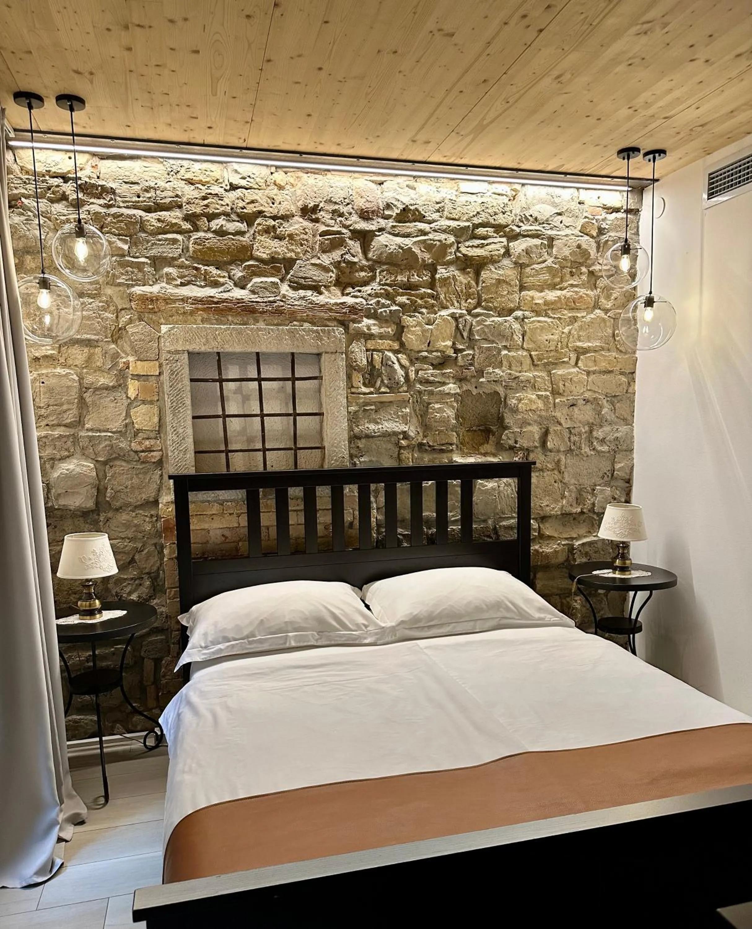 Photo of the whole room, Bed in VENEZIANA Boutique Hotel Superior