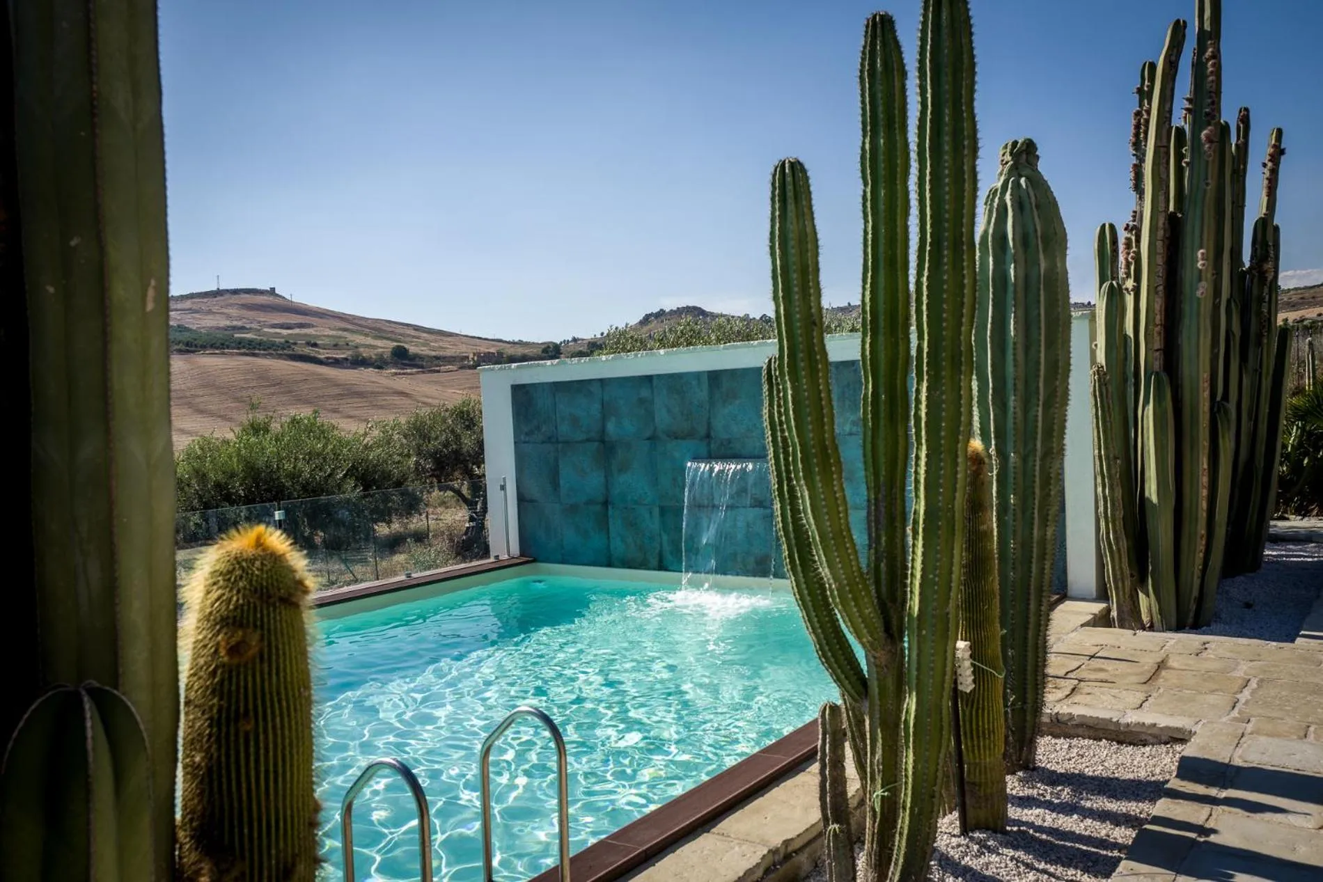 Day in Relais Garden Cactus B&B