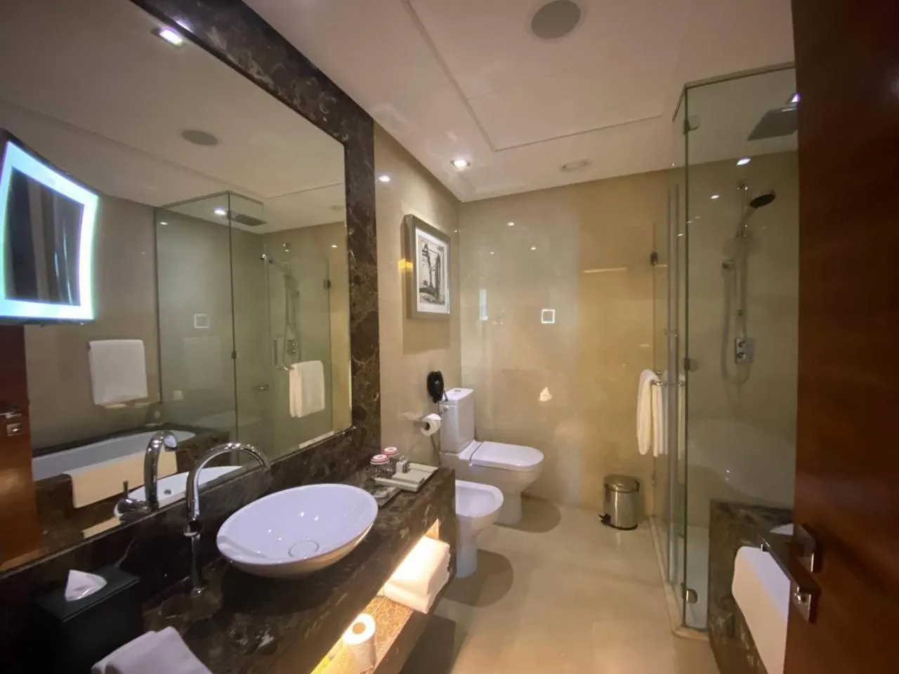 Bathroom in Grand Millennium Sulaimani