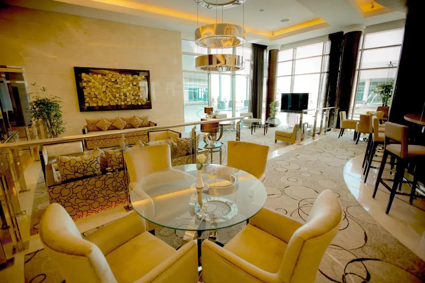 Lounge or bar in Grand Millennium Sulaimani Lounge or bar in Grand Millennium Sulaimani