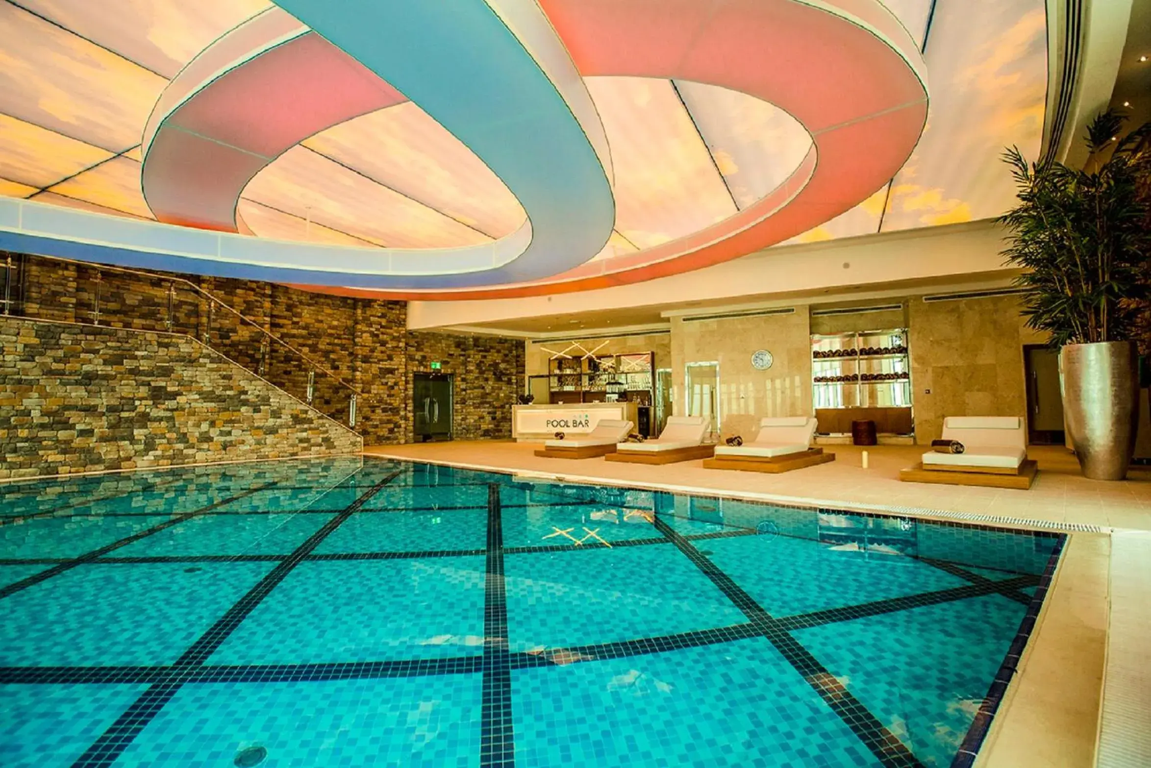 Swimming pool in Grand Millennium Sulaimani Swimming pool in Grand Millennium Sulaimani