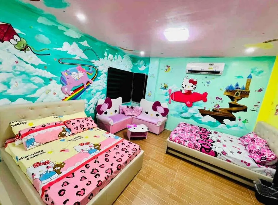 Bed in Laguna Hot Spring Home- Oharas Resort - Sleeps 27