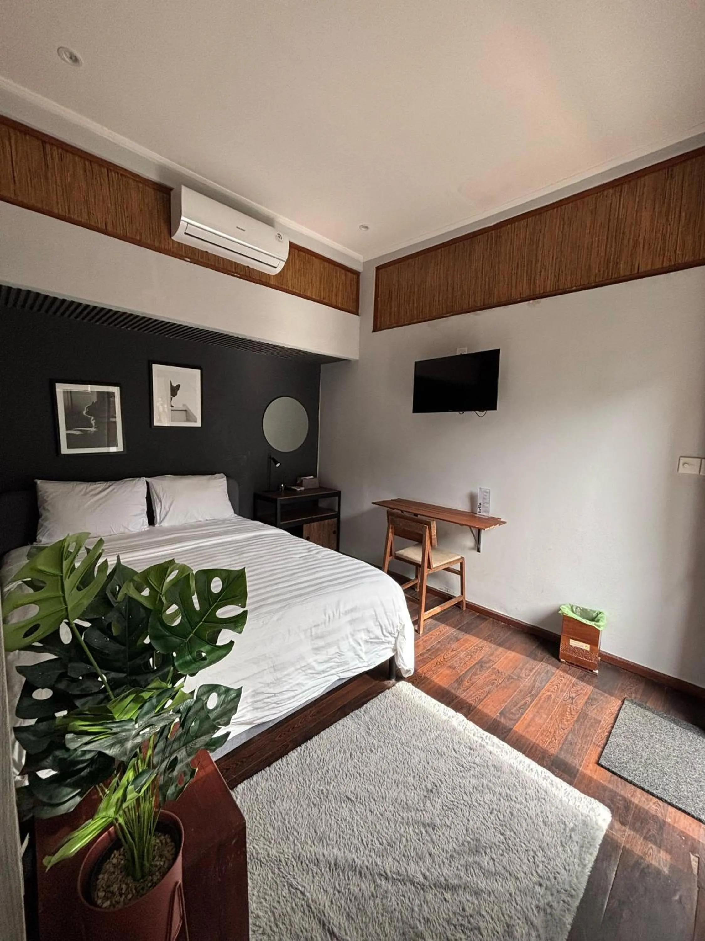 Bed in Sutji living
