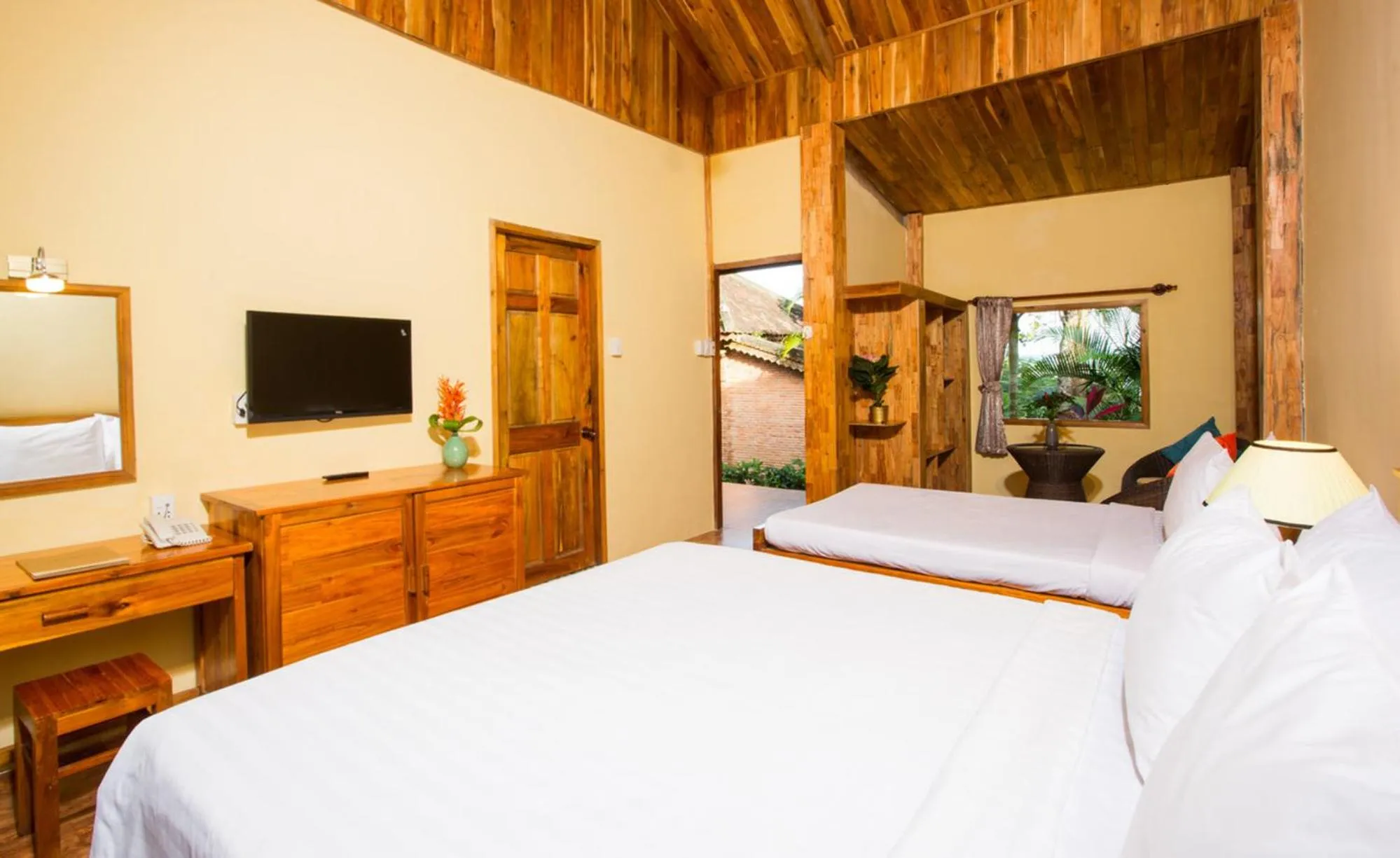 Bedroom, Bed in Chez Carole Beach Resort Phu Quoc