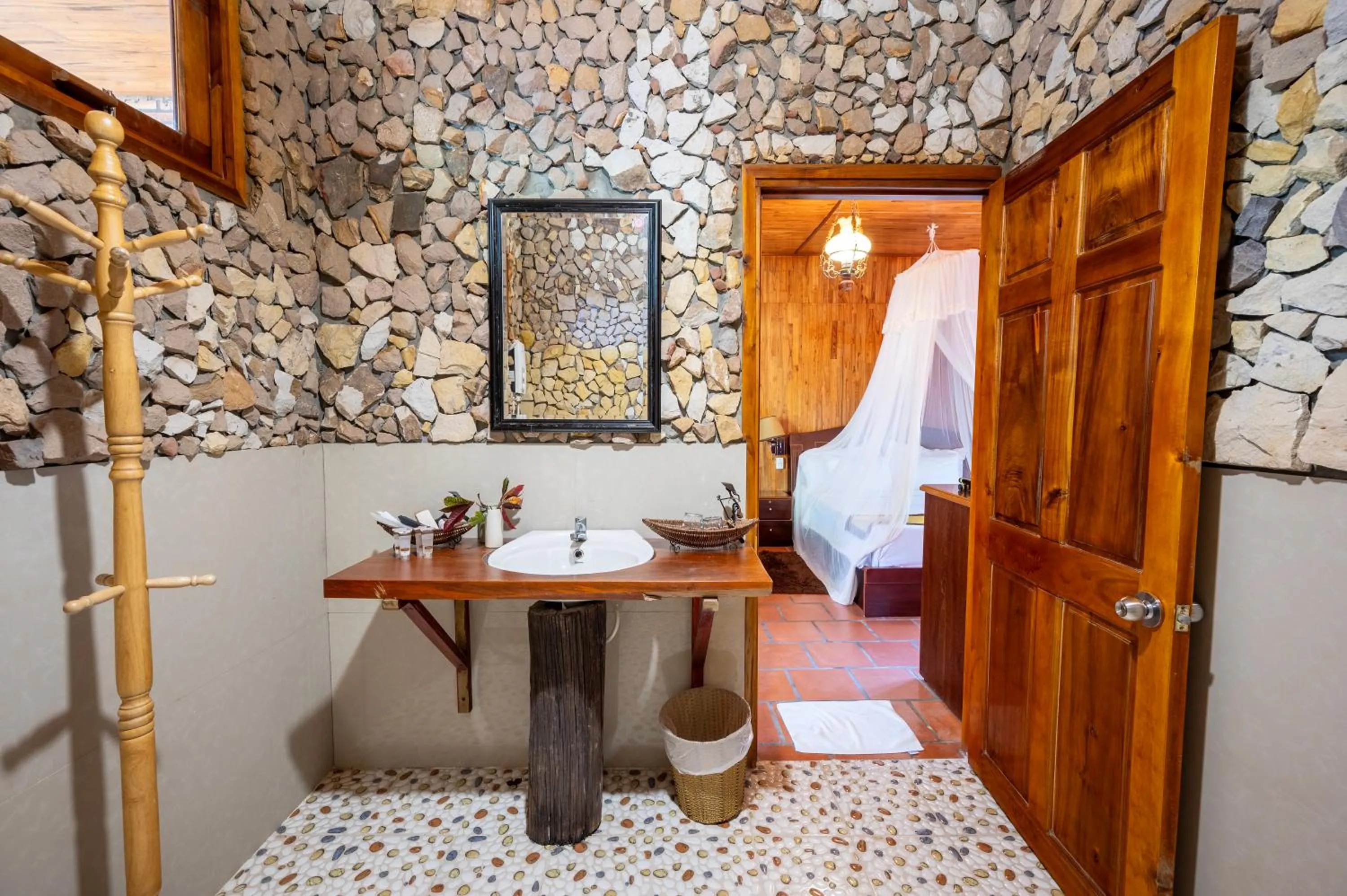 Bathroom in Chez Carole Beach Resort Phu Quoc