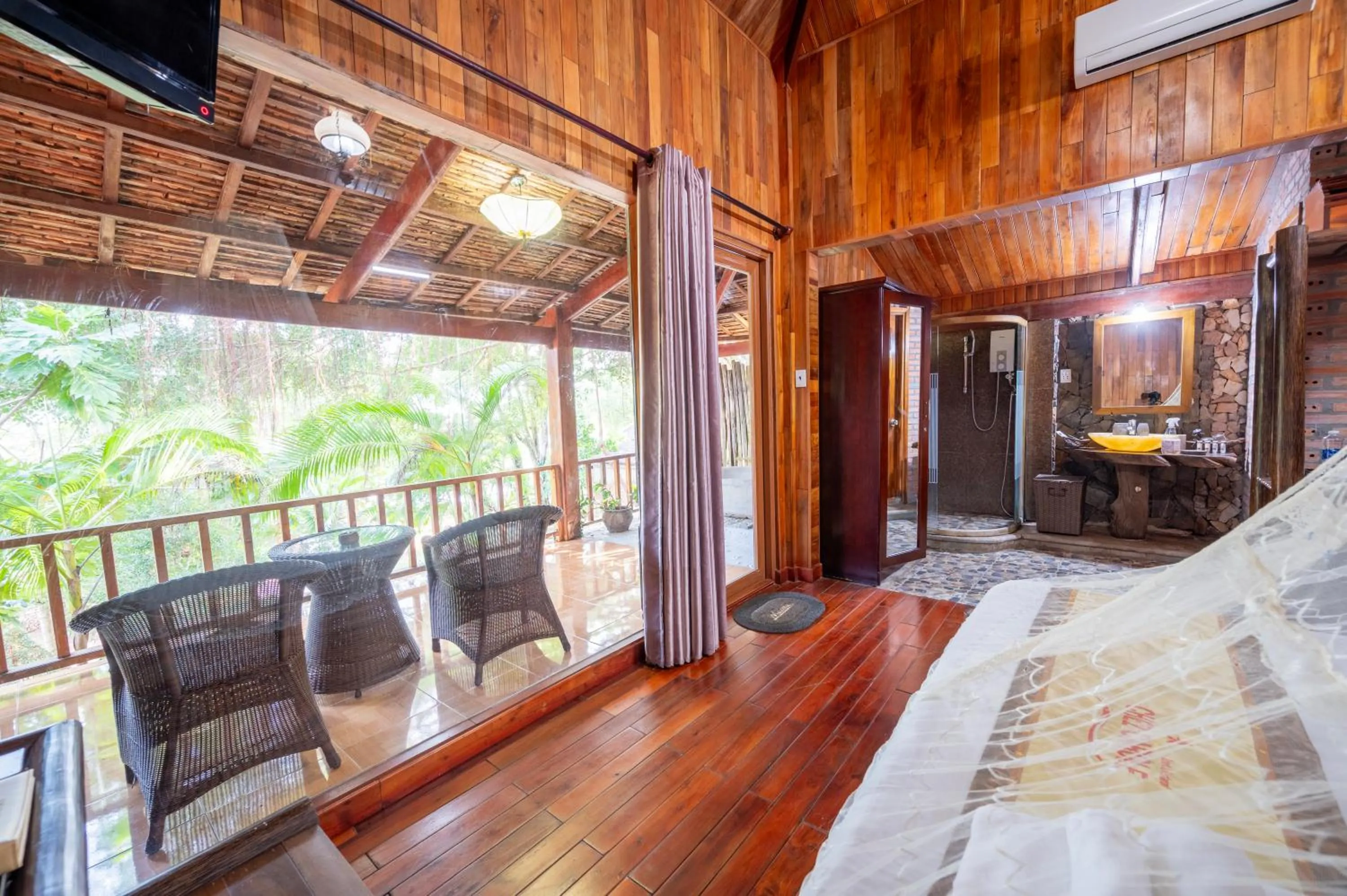 Garden view in Chez Carole Beach Resort Phu Quoc