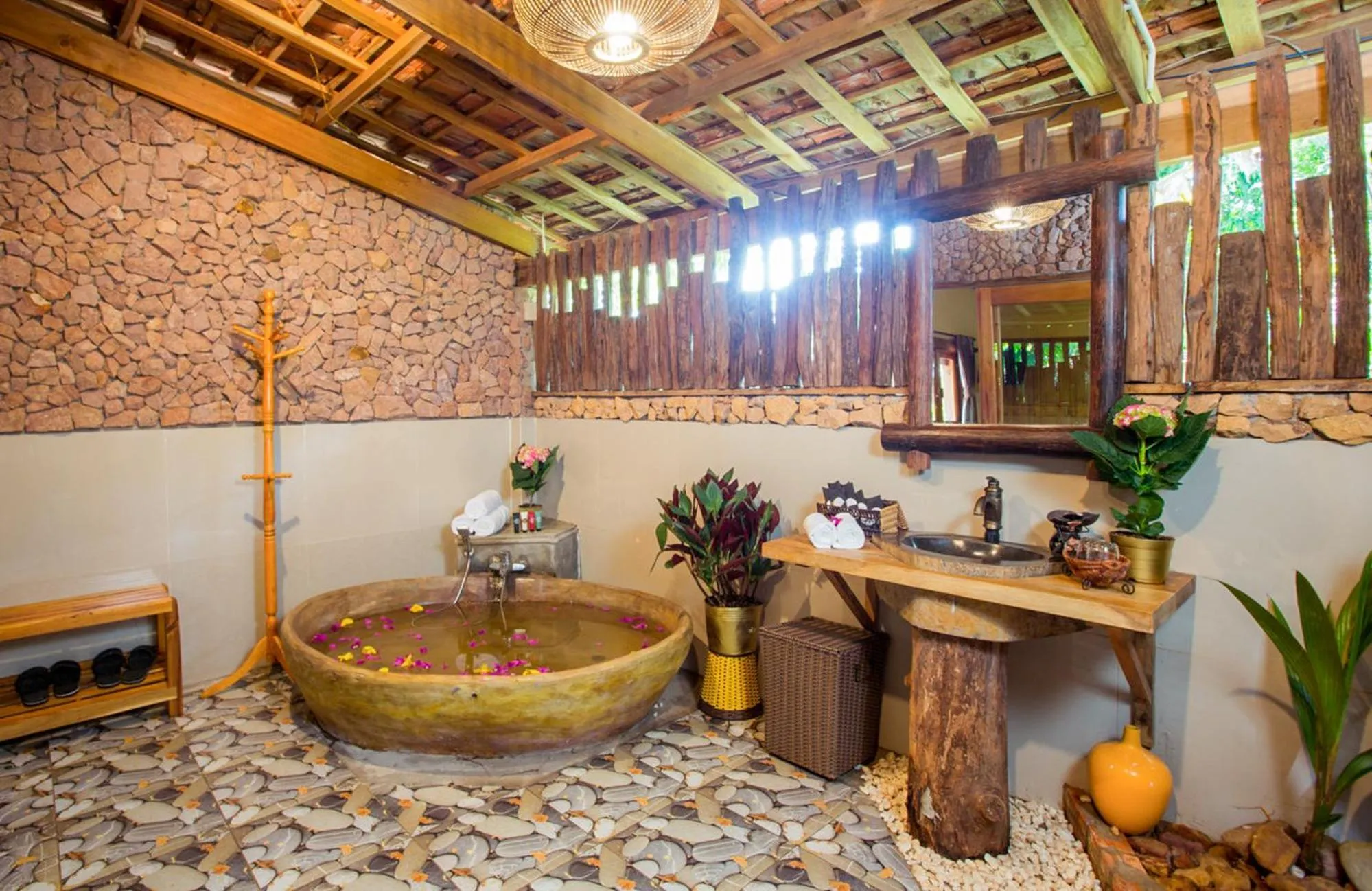 Bath in Chez Carole Beach Resort Phu Quoc