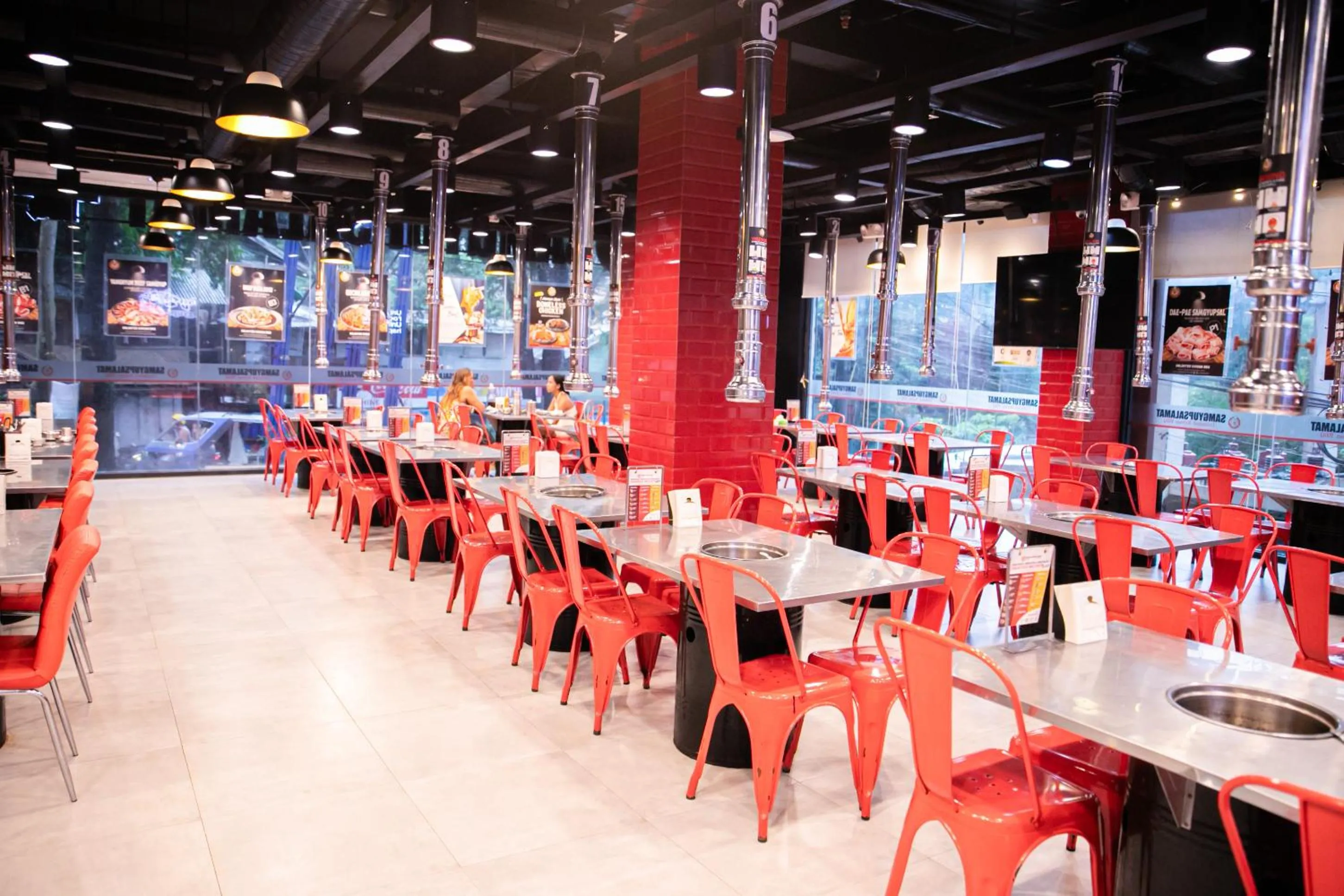 Restaurant/places to eat in Marianne Suites El Nido