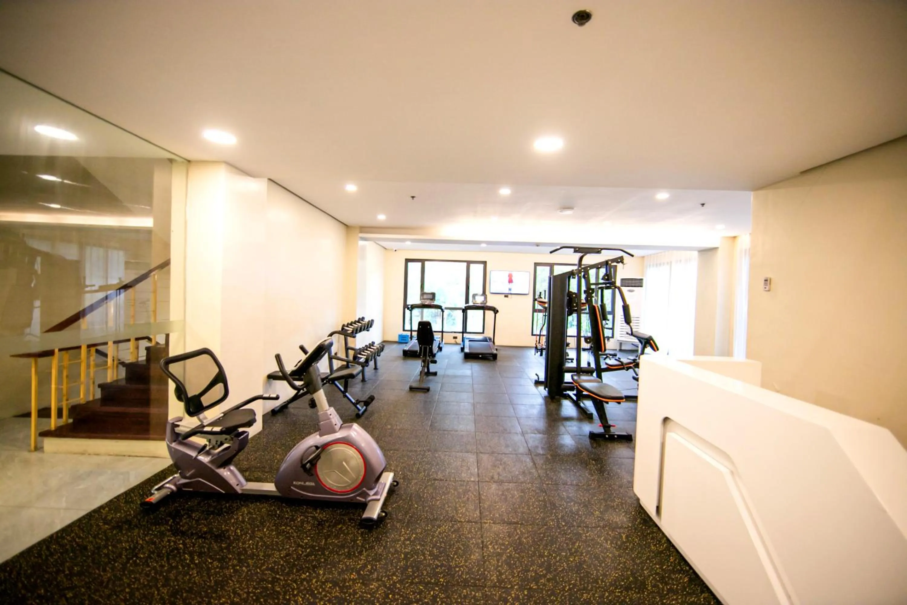Fitness centre/facilities in Marianne Suites El Nido