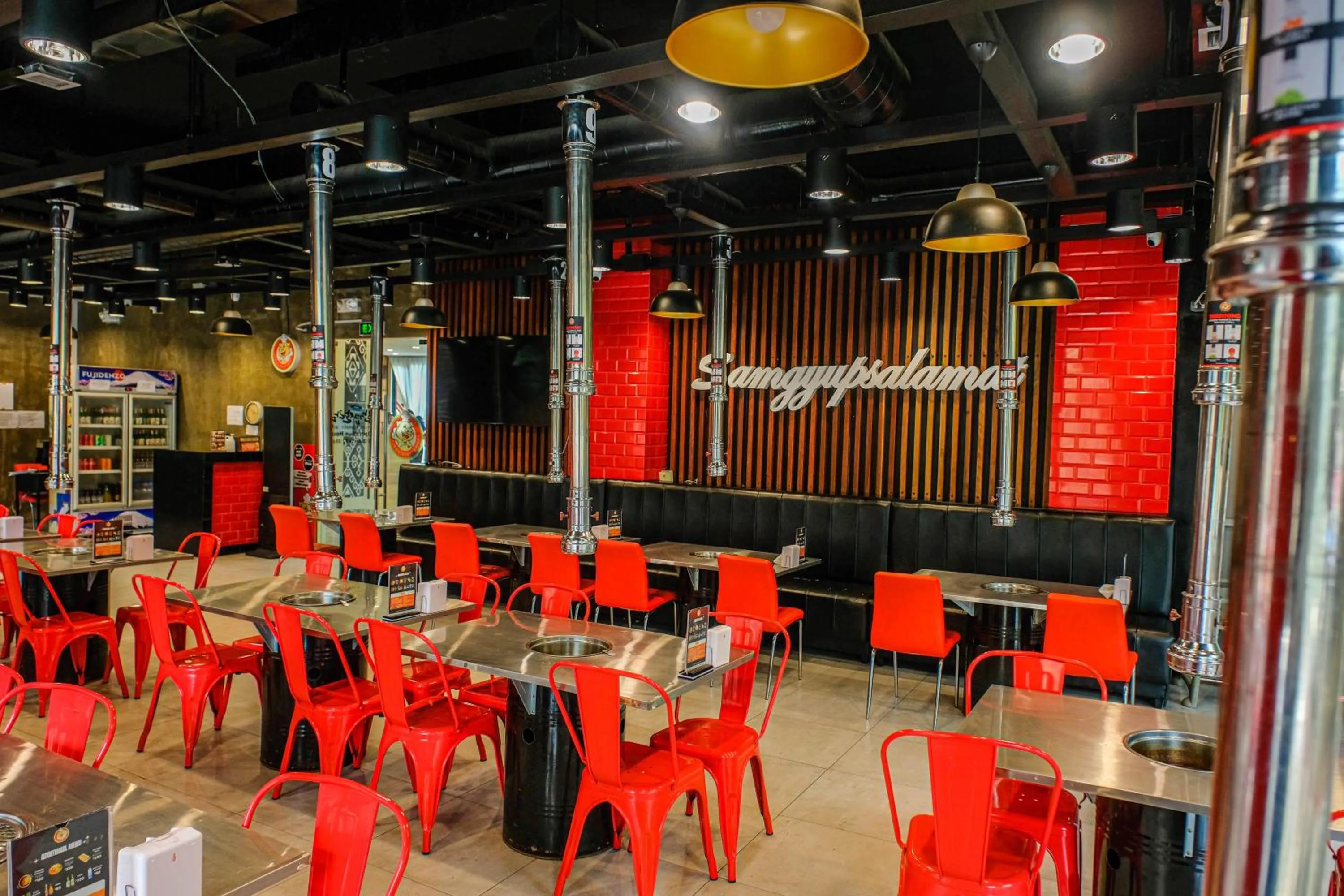 Restaurant/places to eat in Marianne Suites El Nido