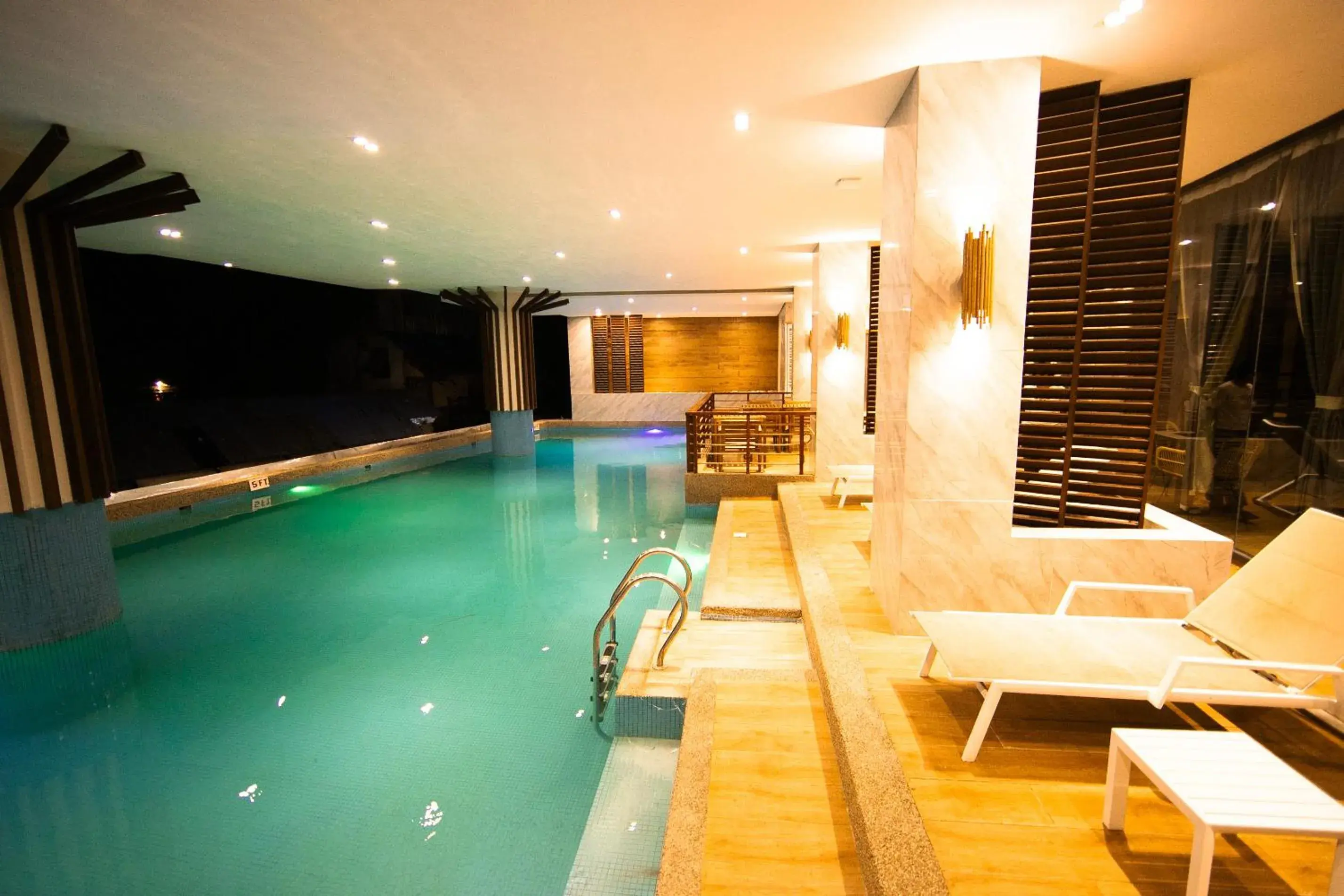 Swimming pool in Marianne Suites El Nido Swimming pool in Marianne Suites El Nido