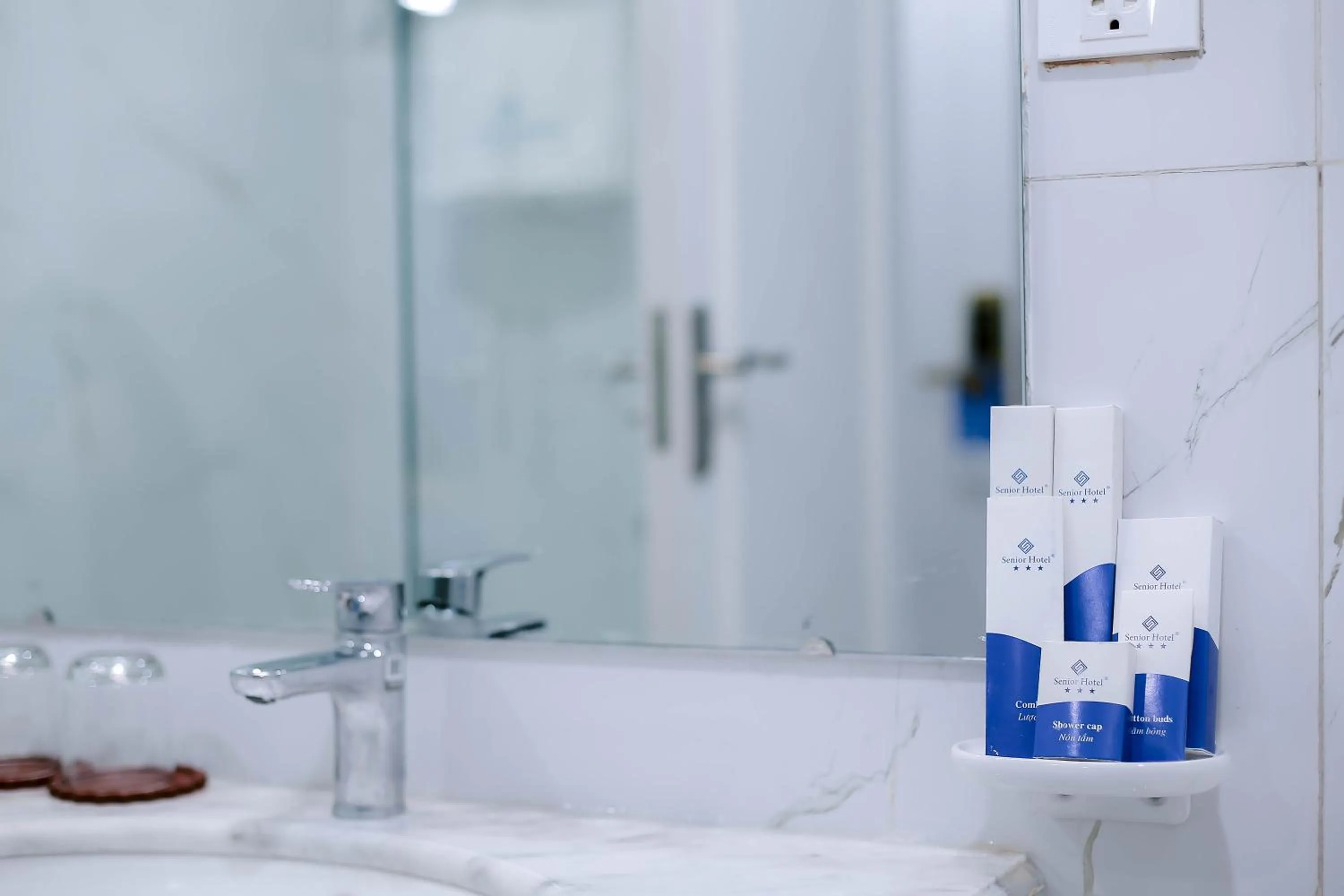 Shower in Senior Hotel 2