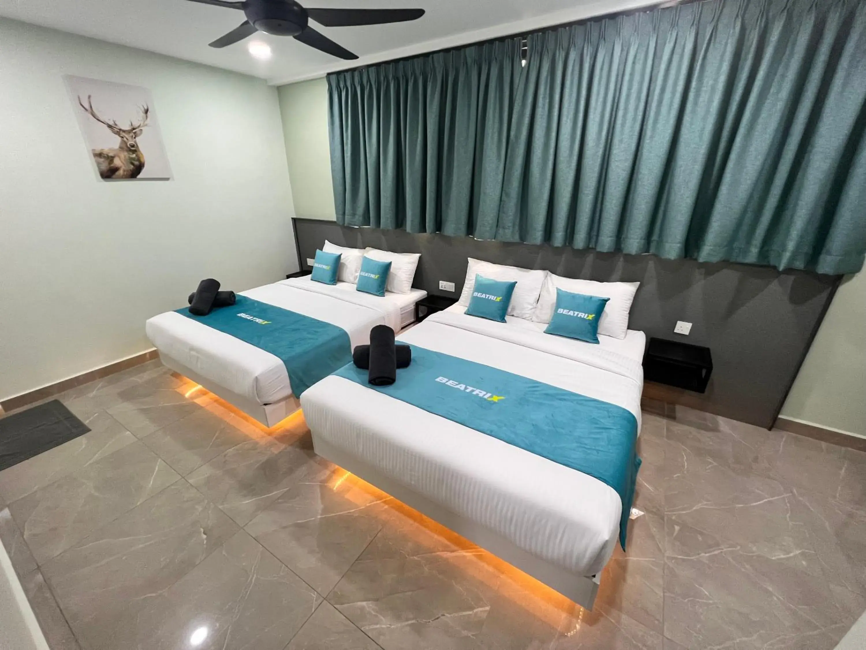 Bed in BEATRIX HOTEL Bed in BEATRIX HOTEL