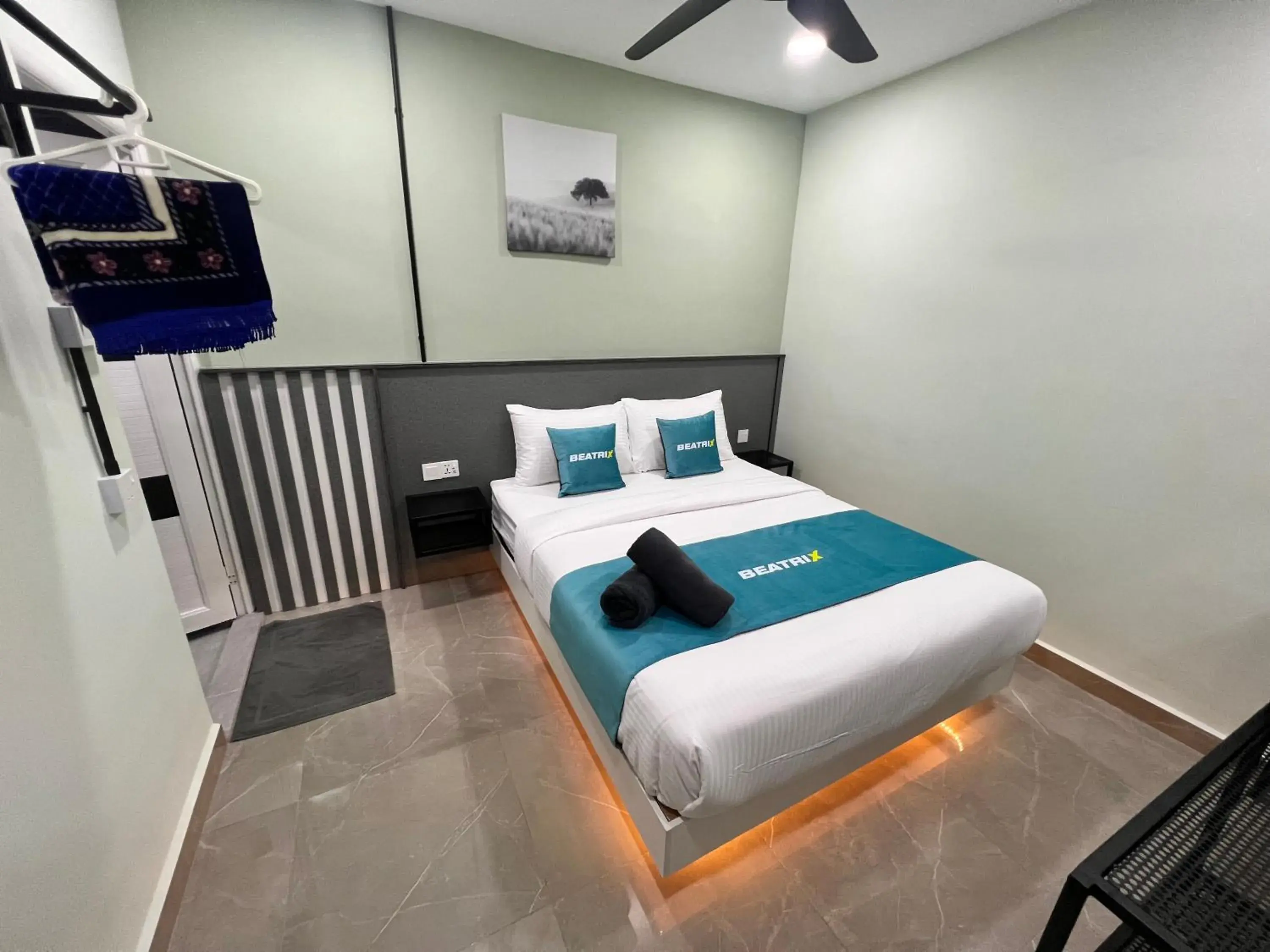 Bed in BEATRIX HOTEL Bed in BEATRIX HOTEL