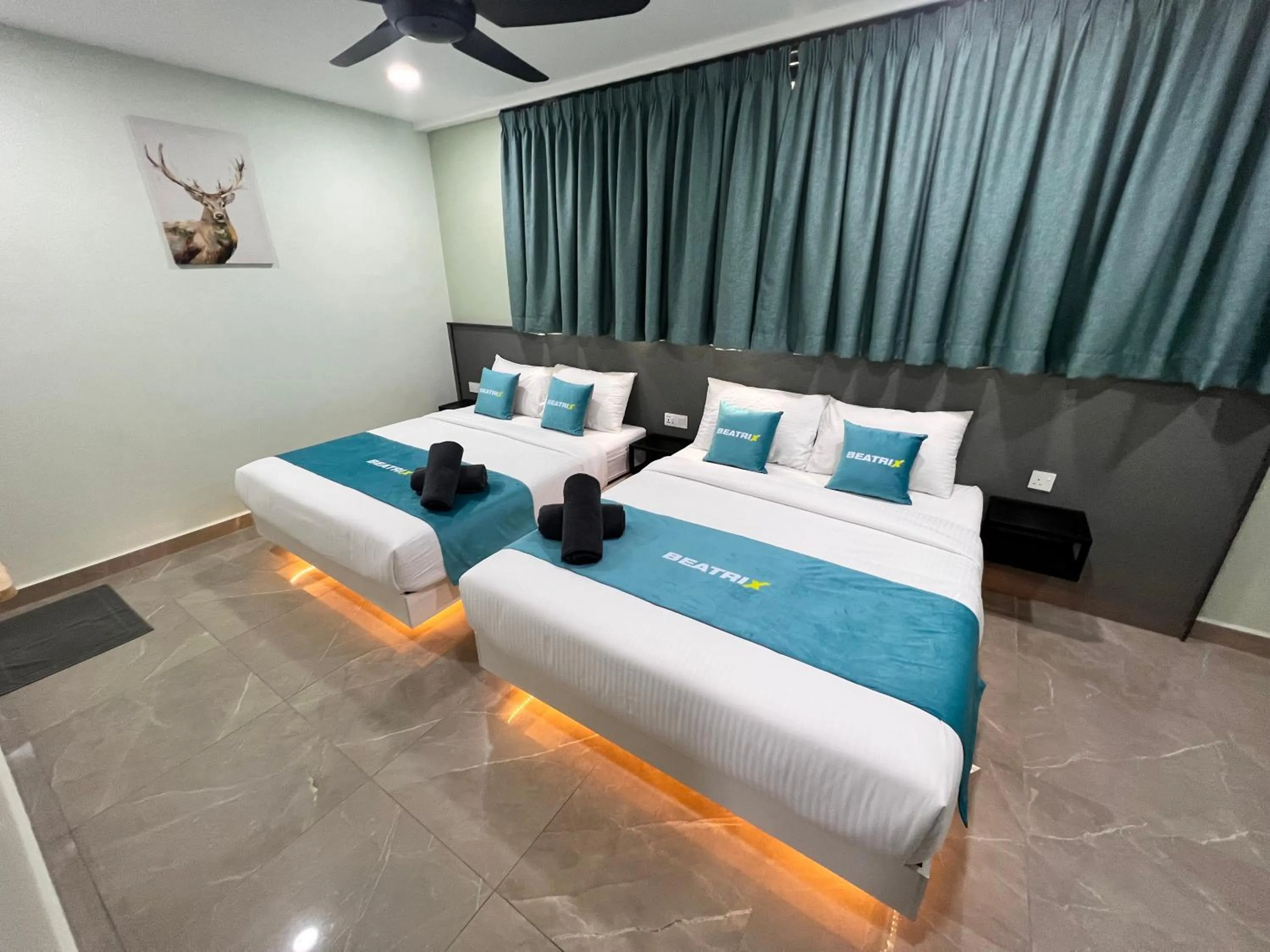 View (from property/room), Bed in BEATRIX HOTEL