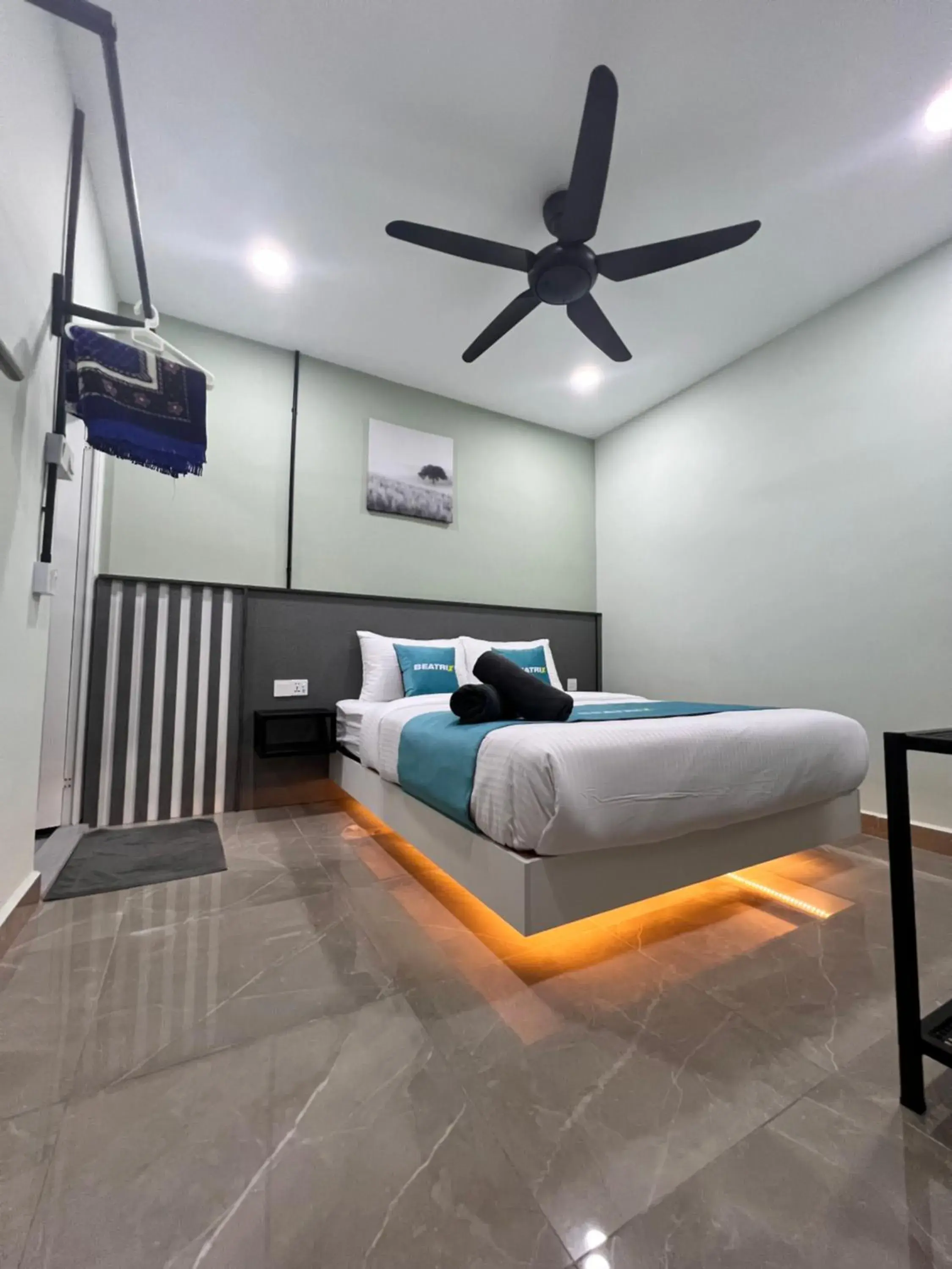 Bed in BEATRIX HOTEL Bed in BEATRIX HOTEL