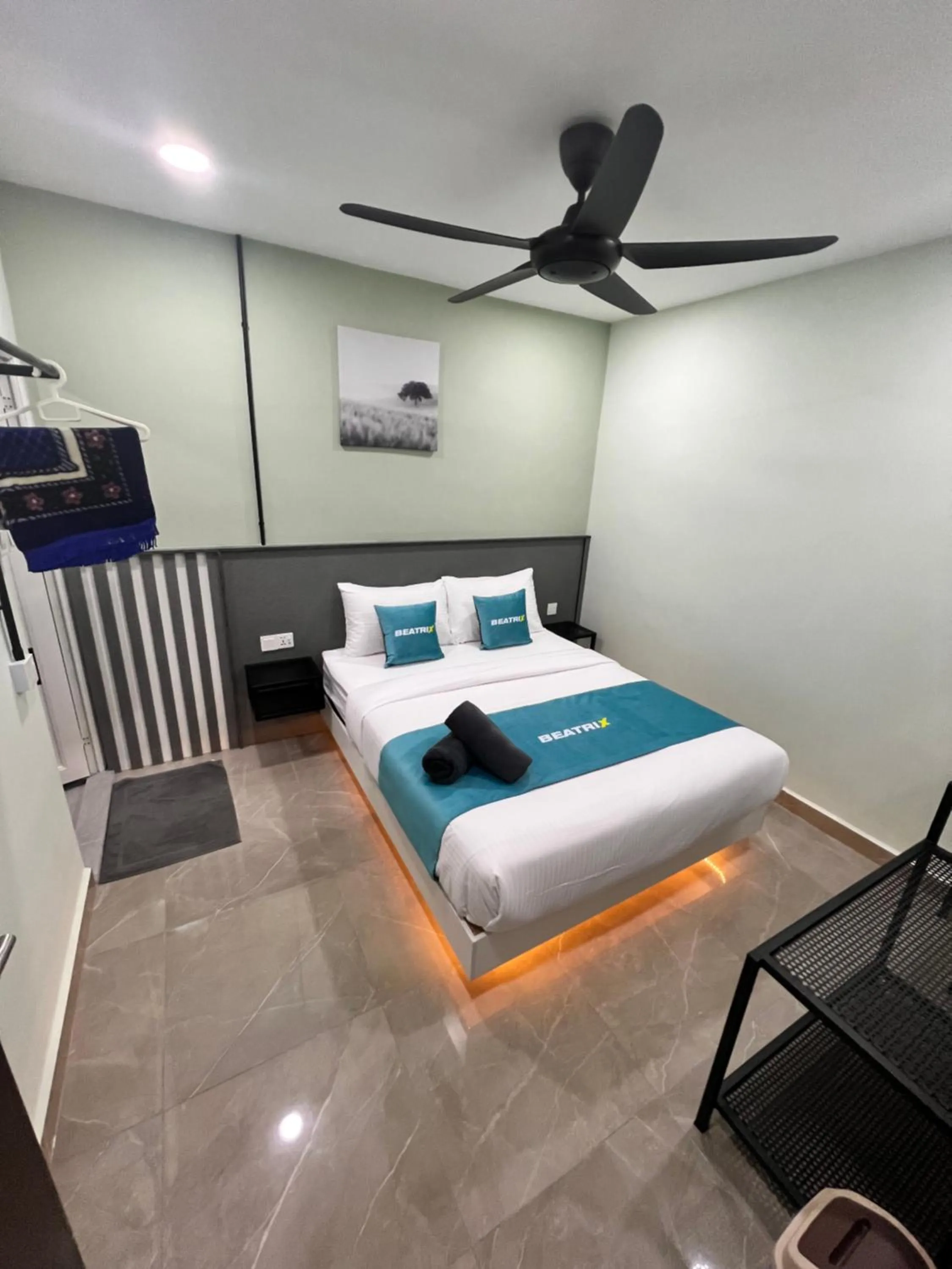 Bedroom, Bed in BEATRIX HOTEL