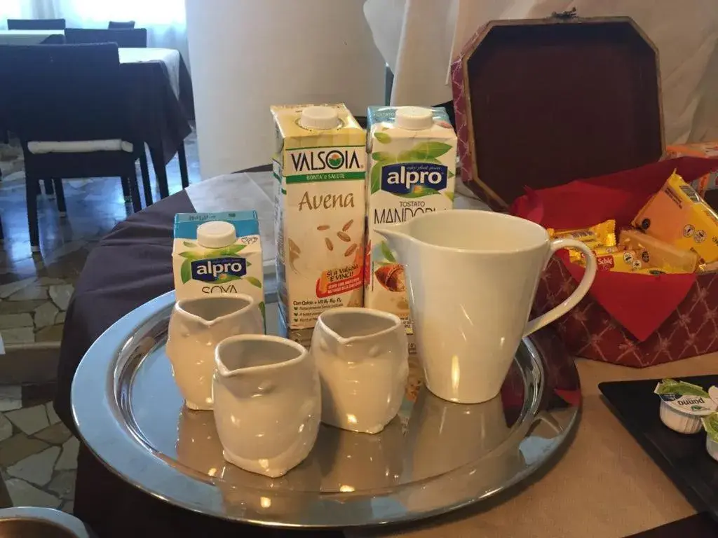 Coffee/tea facilities in Hotel New Primula
