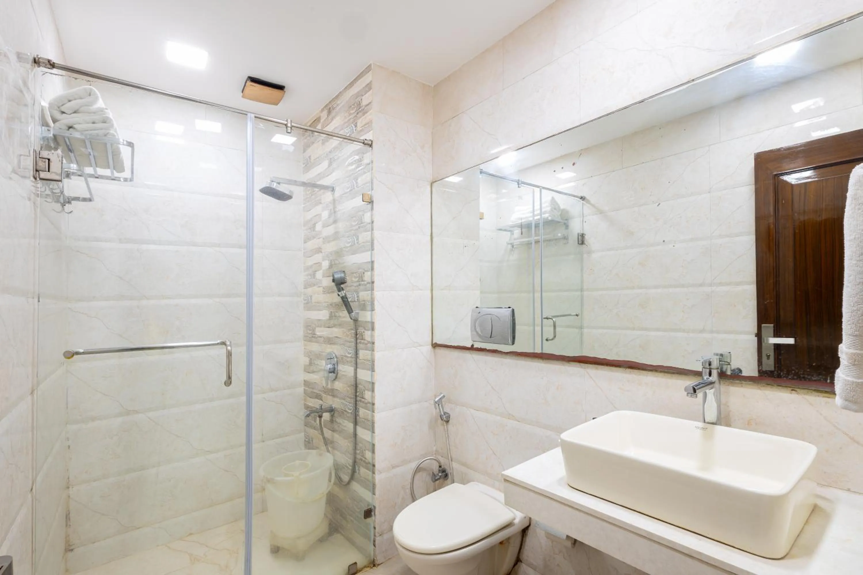 Shower in Hotel Panickers Residency - Near Ganga Ram & BLK Hospital - Karol Bagh