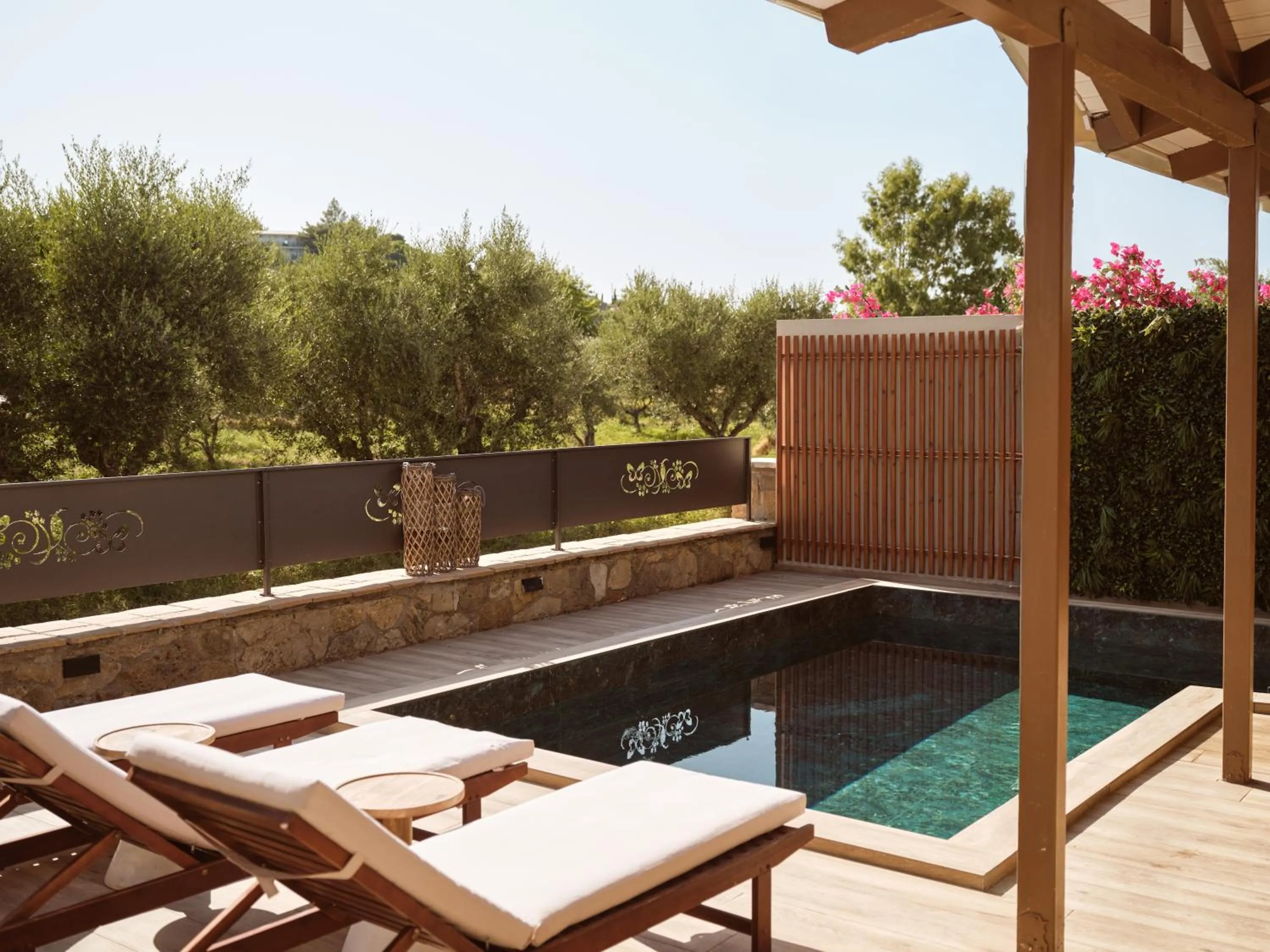 Ilision - Contemporary Living Residences