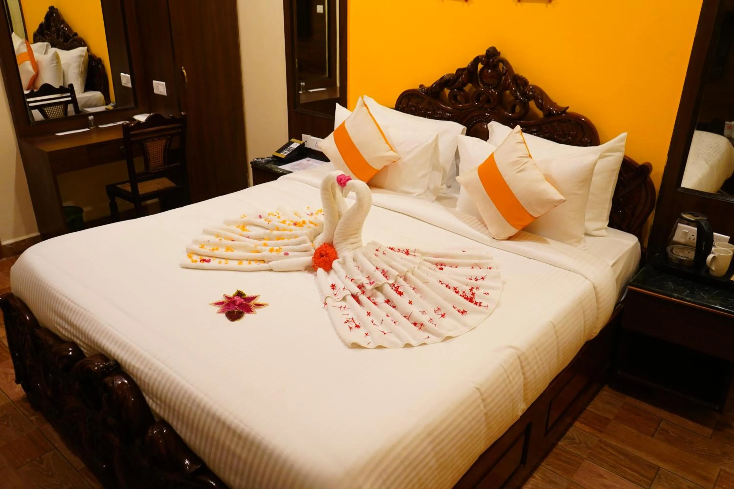 Bed in A R Thangakottai