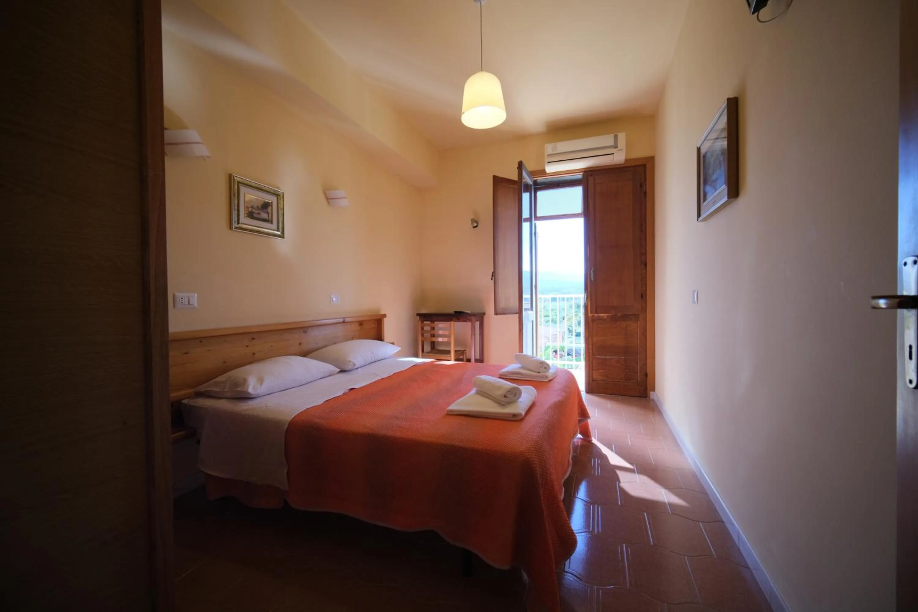 Bed in Hotel-Pensione 4 Stagioni