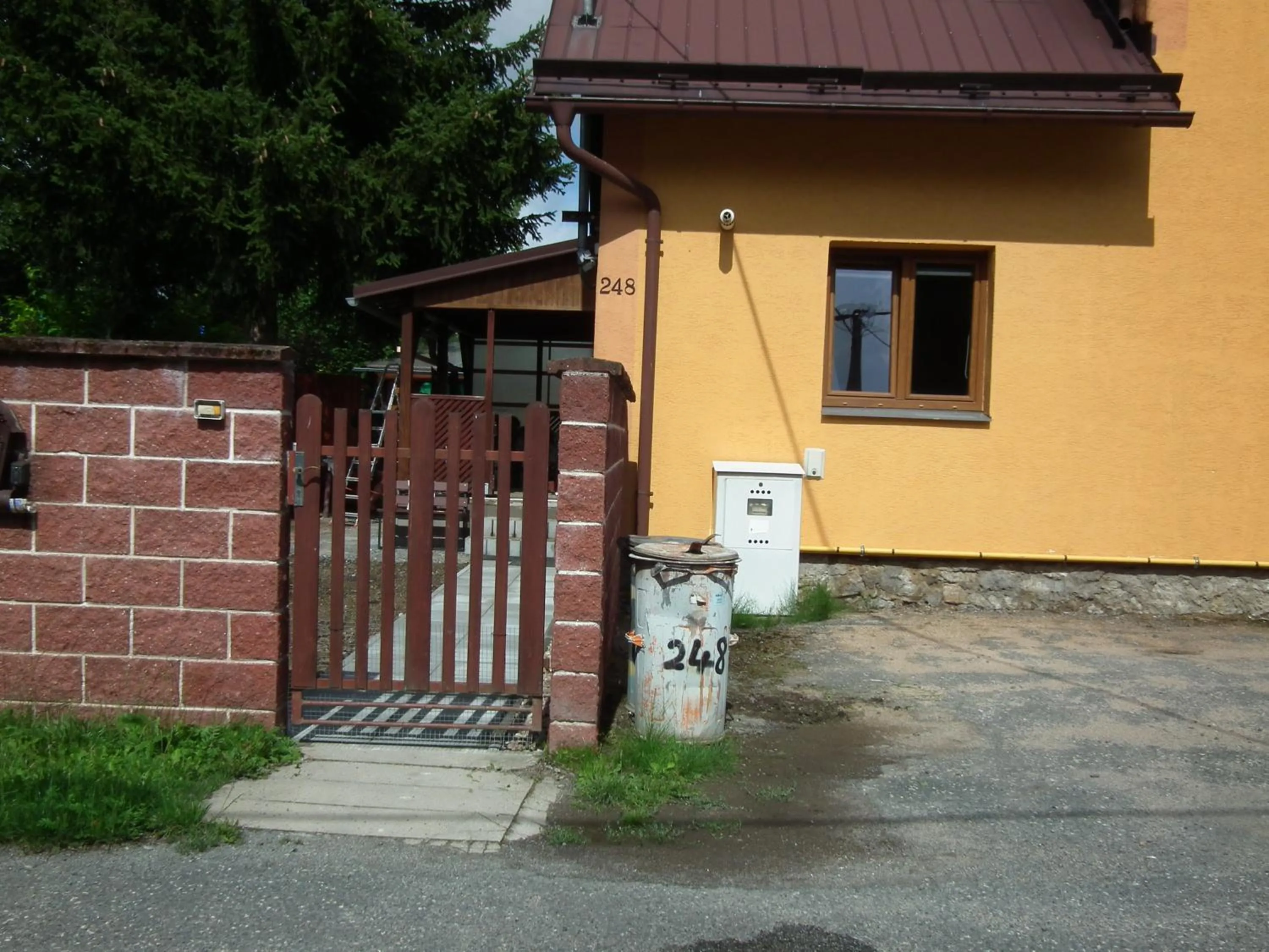 Property building in Penzion Majka