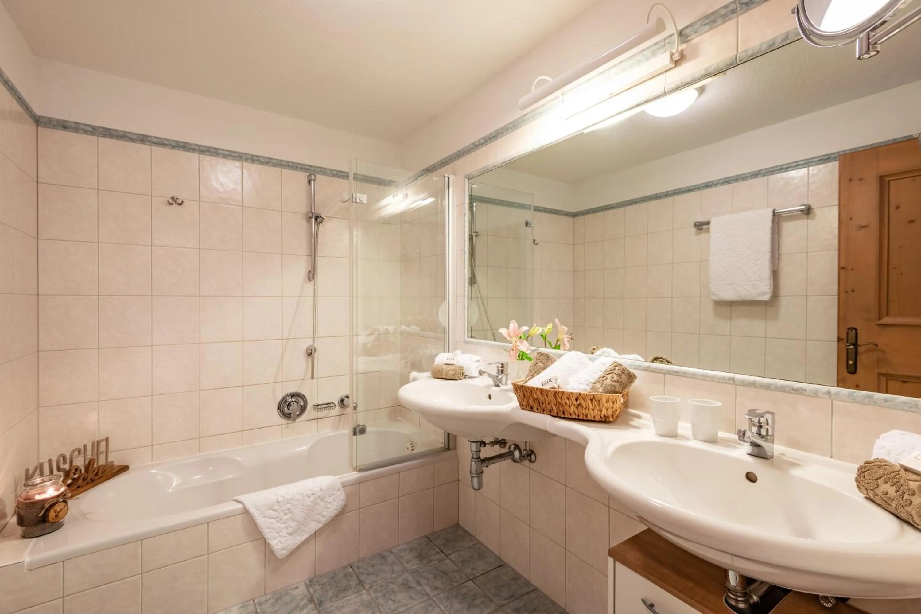 Bathroom in Hochfeldalm