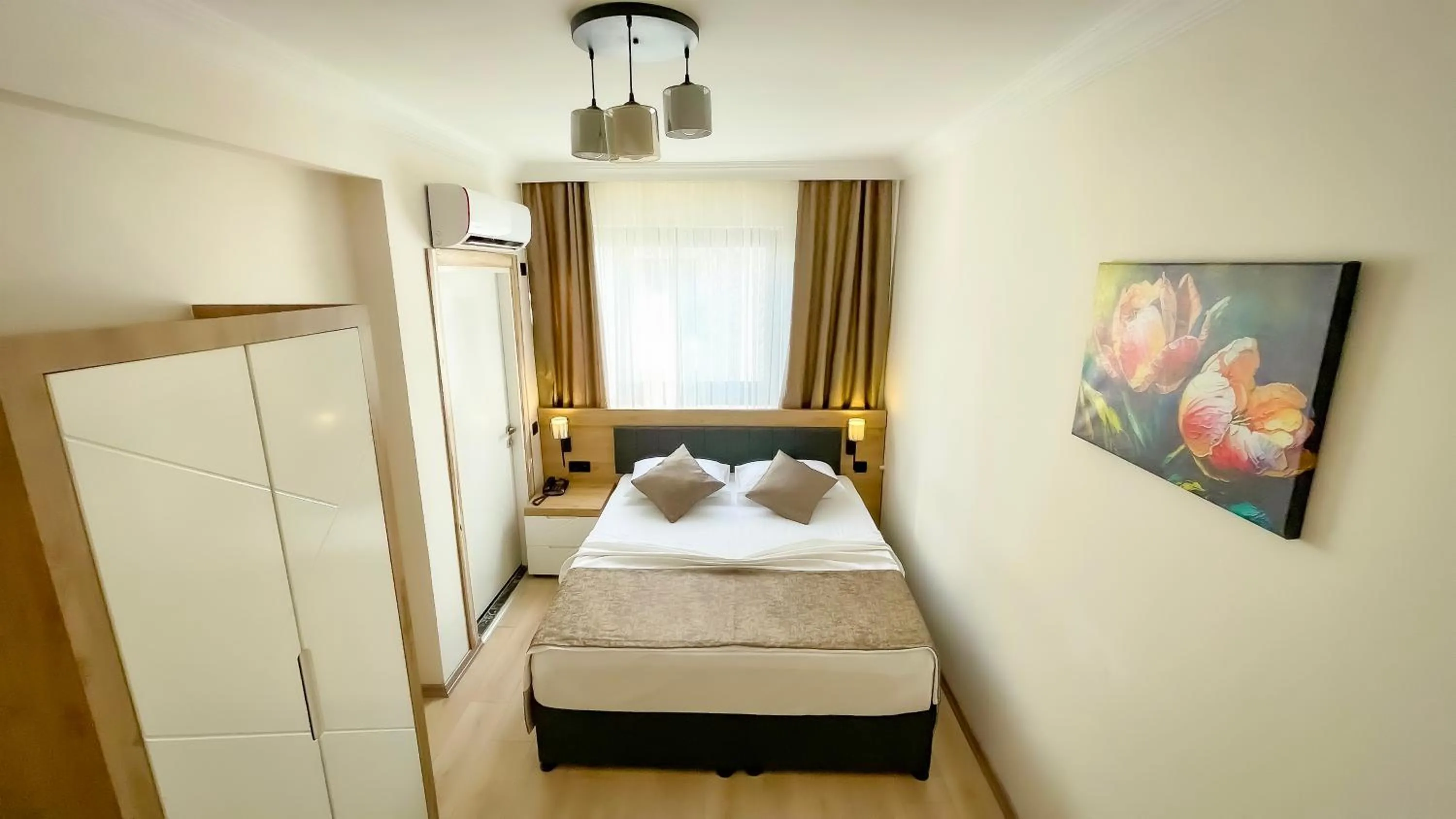 Bed in Bloomtalya Hotel