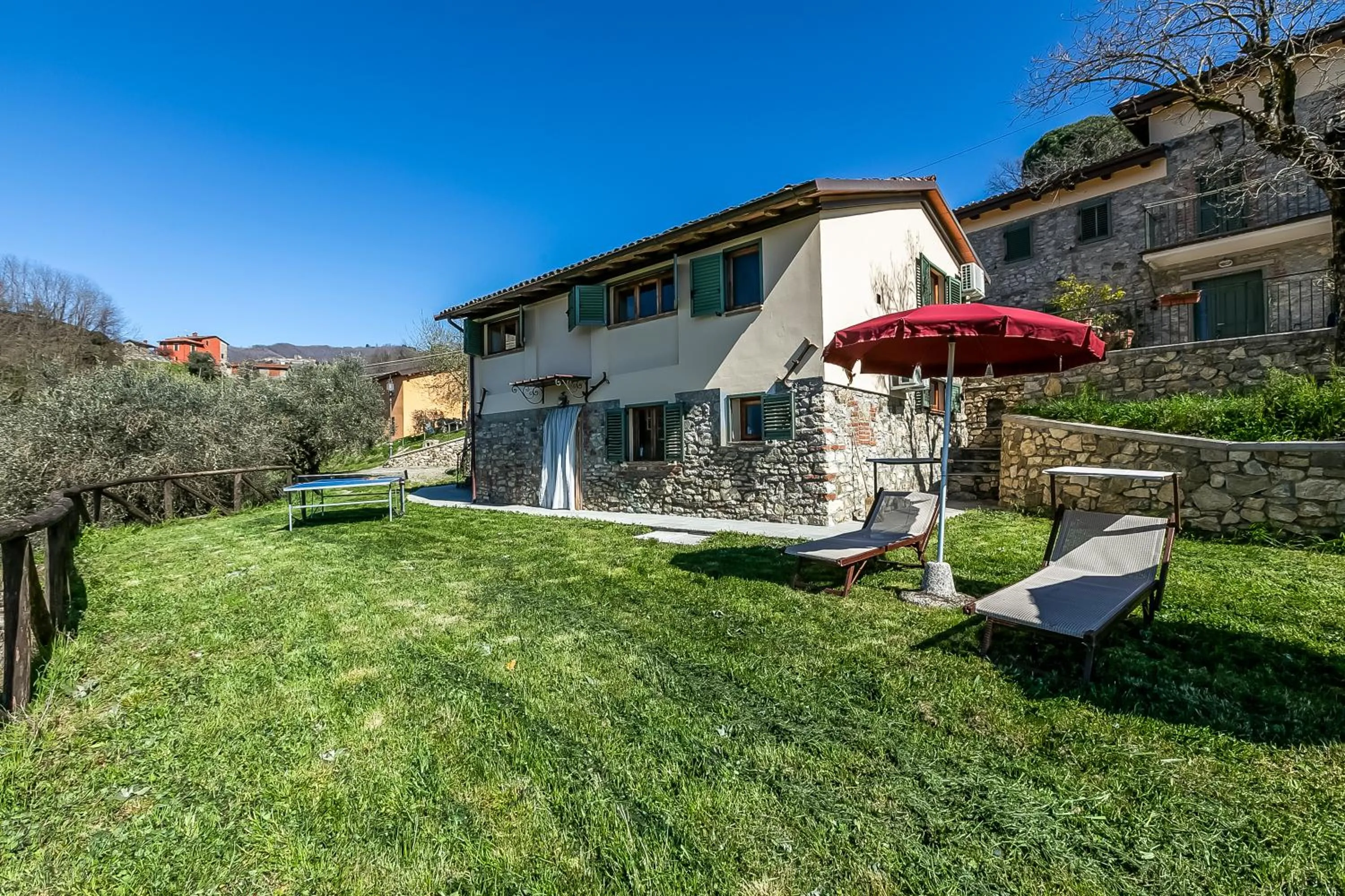 Family Friendly Rosa House Amazing View - Happy Rentals