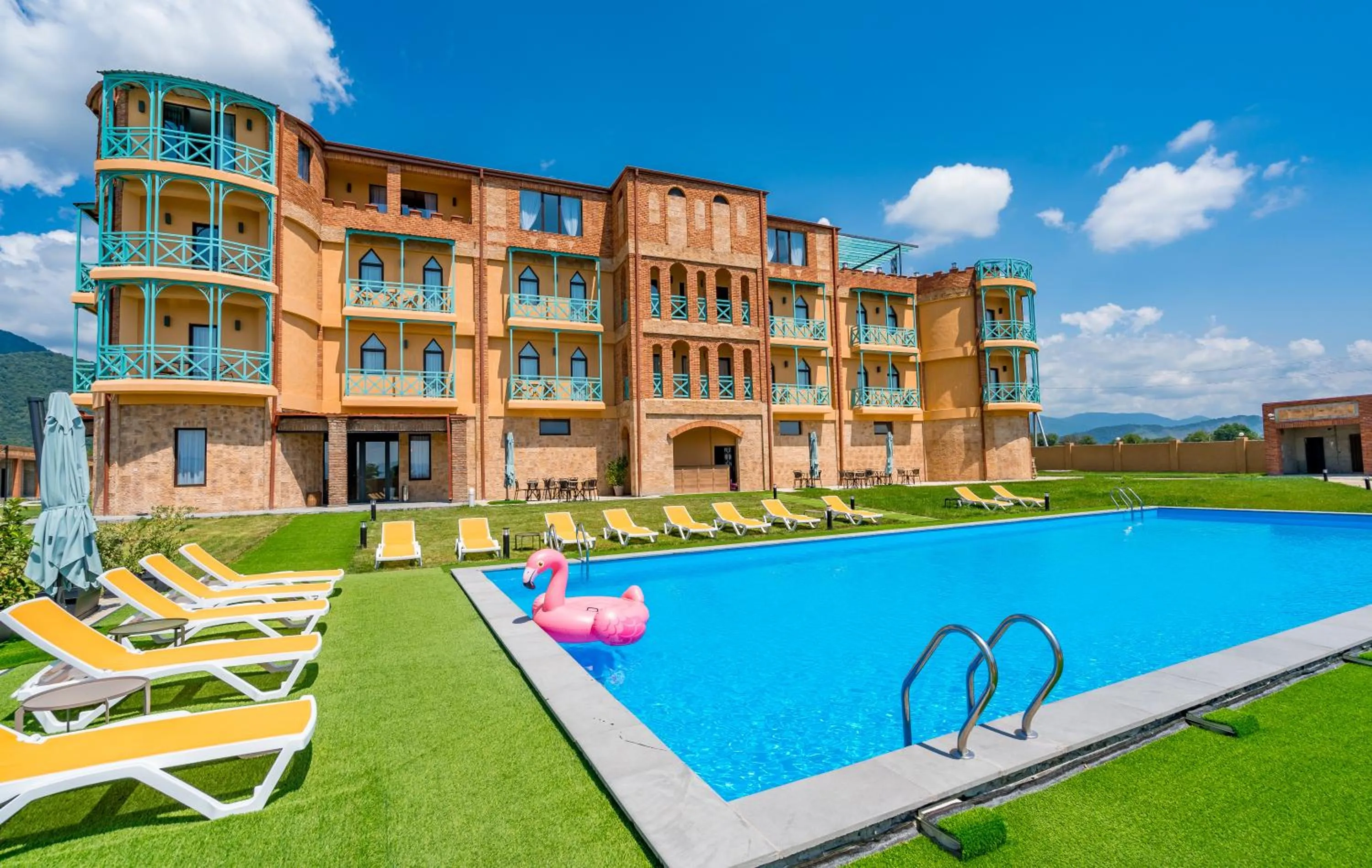 Property building in Burki Castle & Cellar