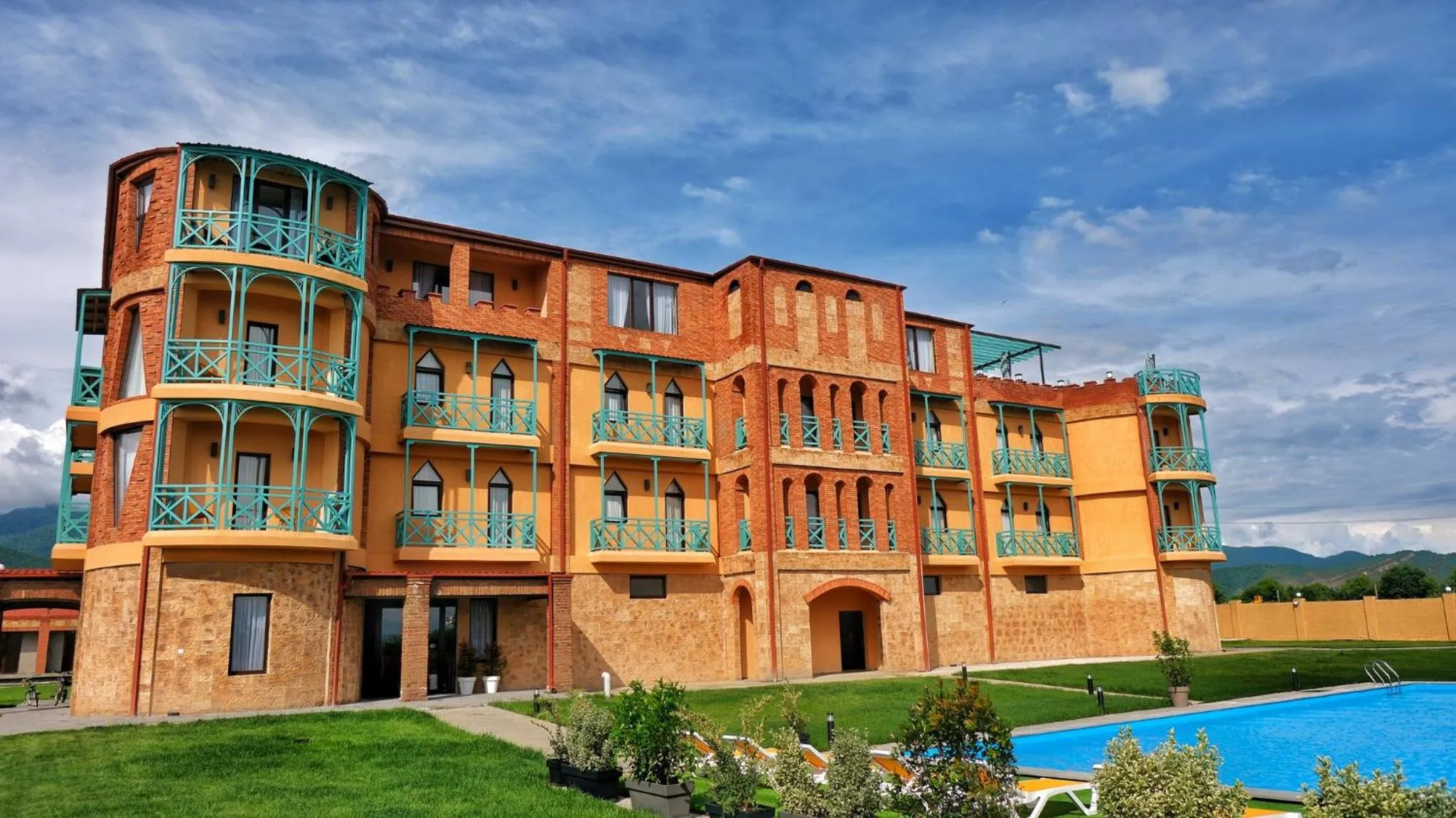 Property building in Burki Castle & Cellar