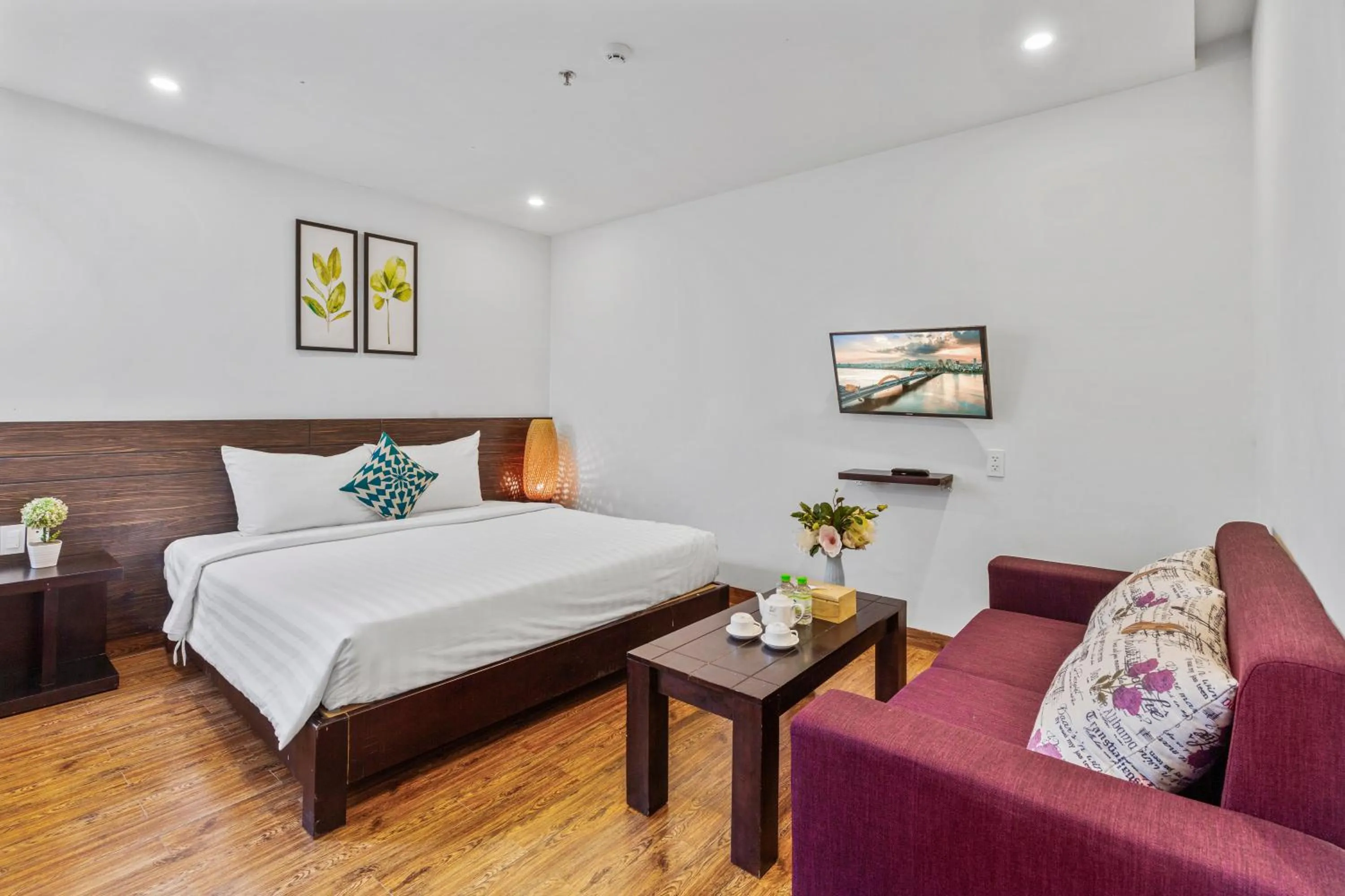 Bed in Amis Hotel & Apartment - 50m to My Khe Beach