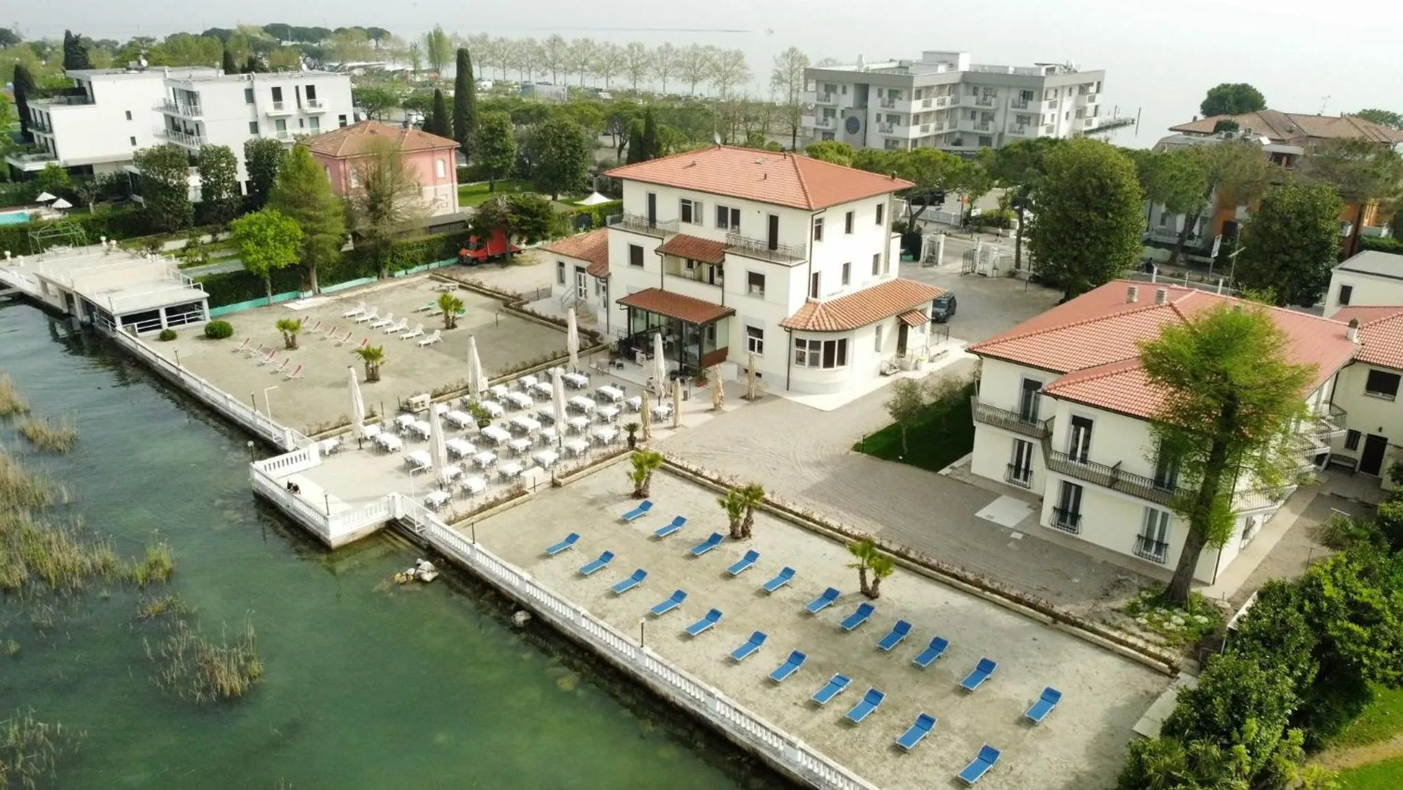 Property building in Hotel Villa Trieste