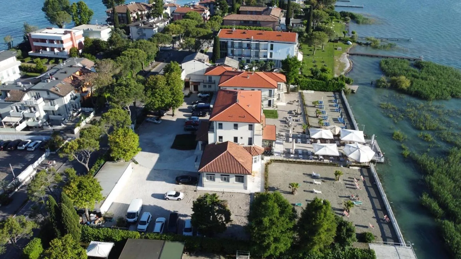 Property building in Hotel Villa Trieste