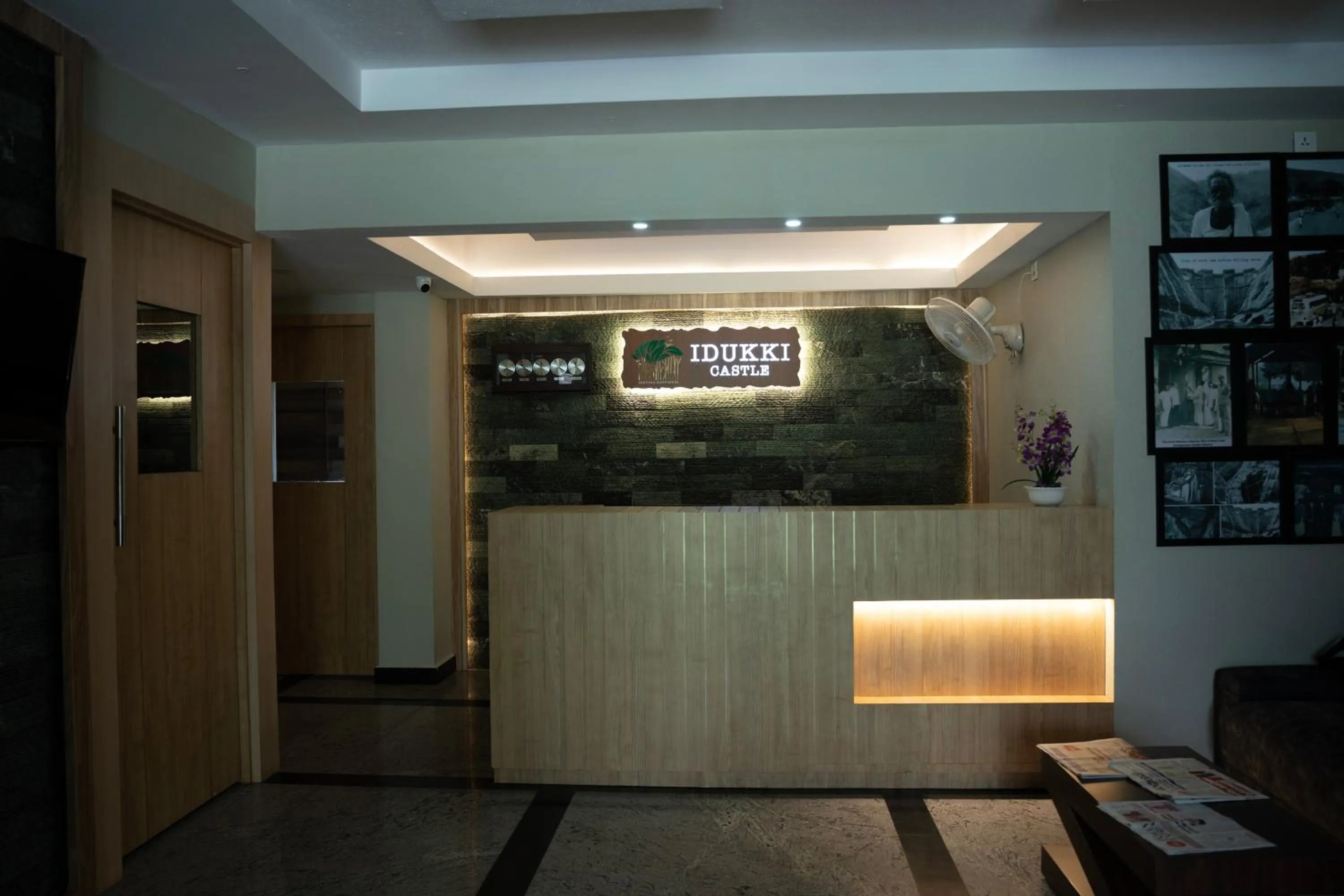 Lobby or reception in Hotel Idukki Castle