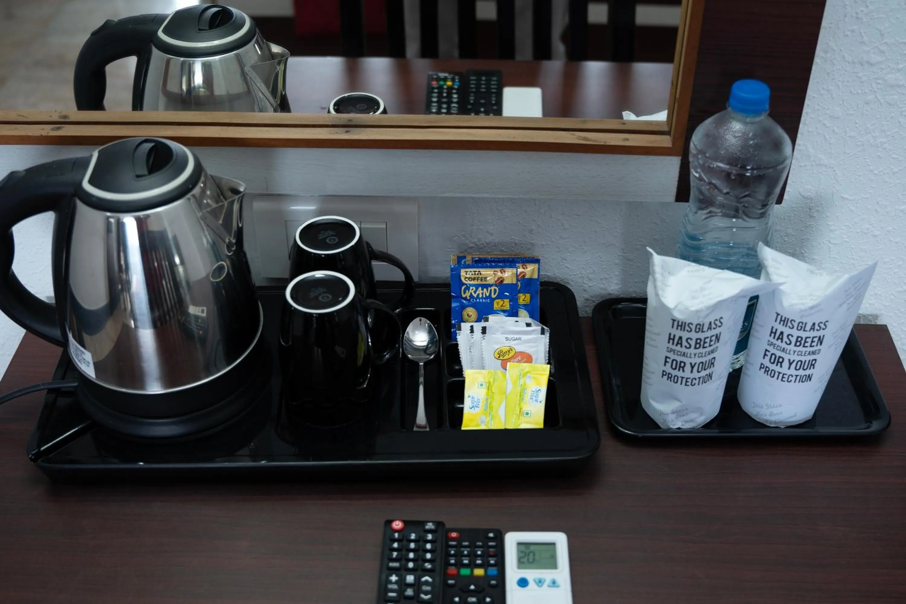 Coffee/tea facilities in Hotel Idukki Castle